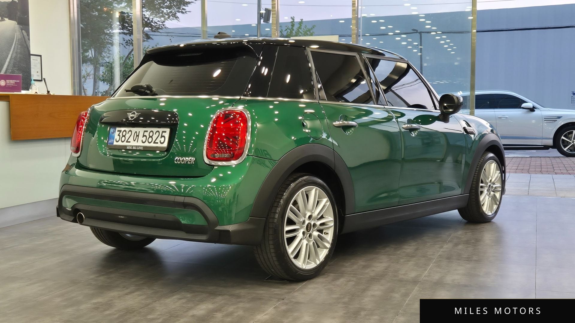 MINI Cooper 2022 — миниатюра 4