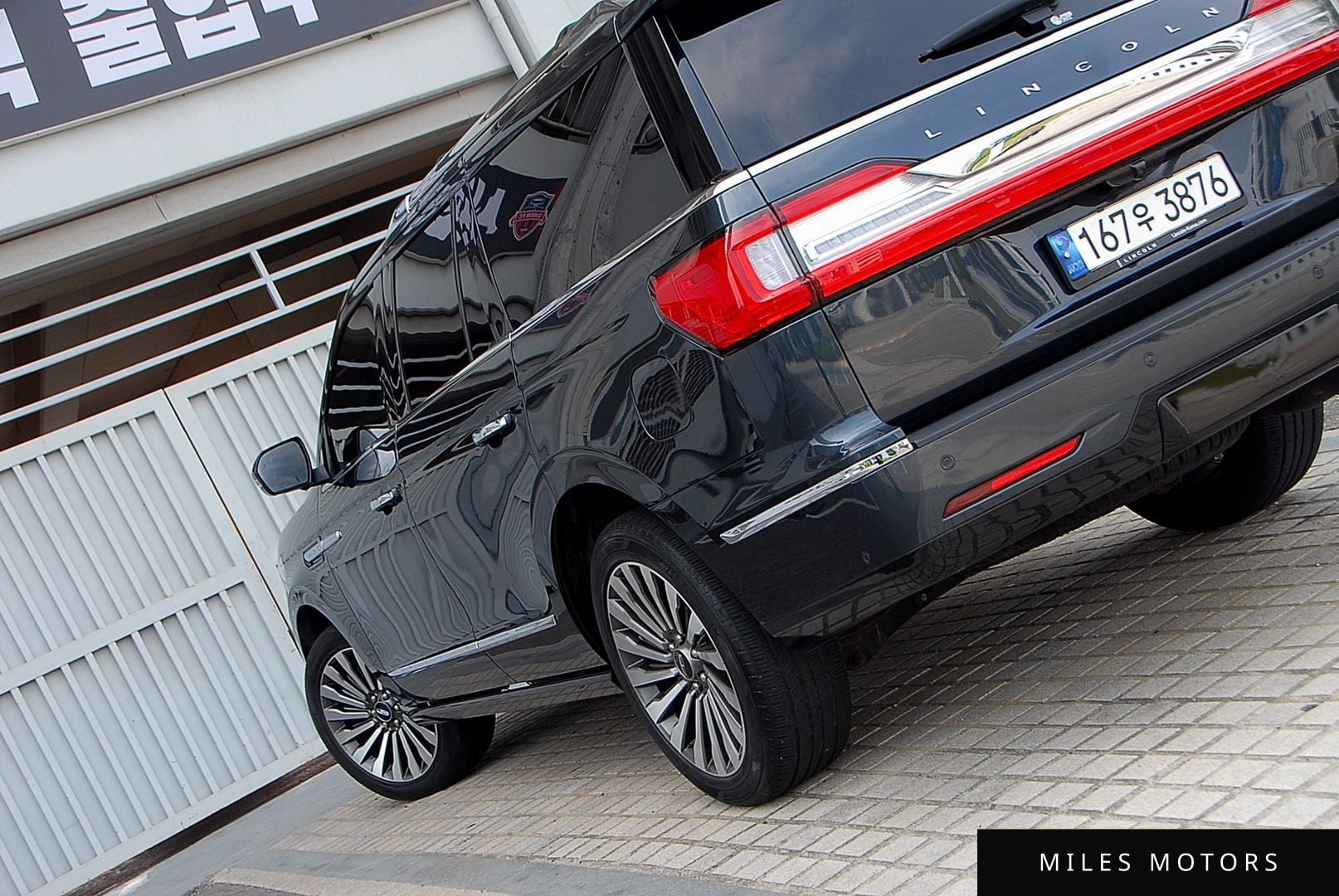 Lincoln Navigator 2021 — миниатюра 6