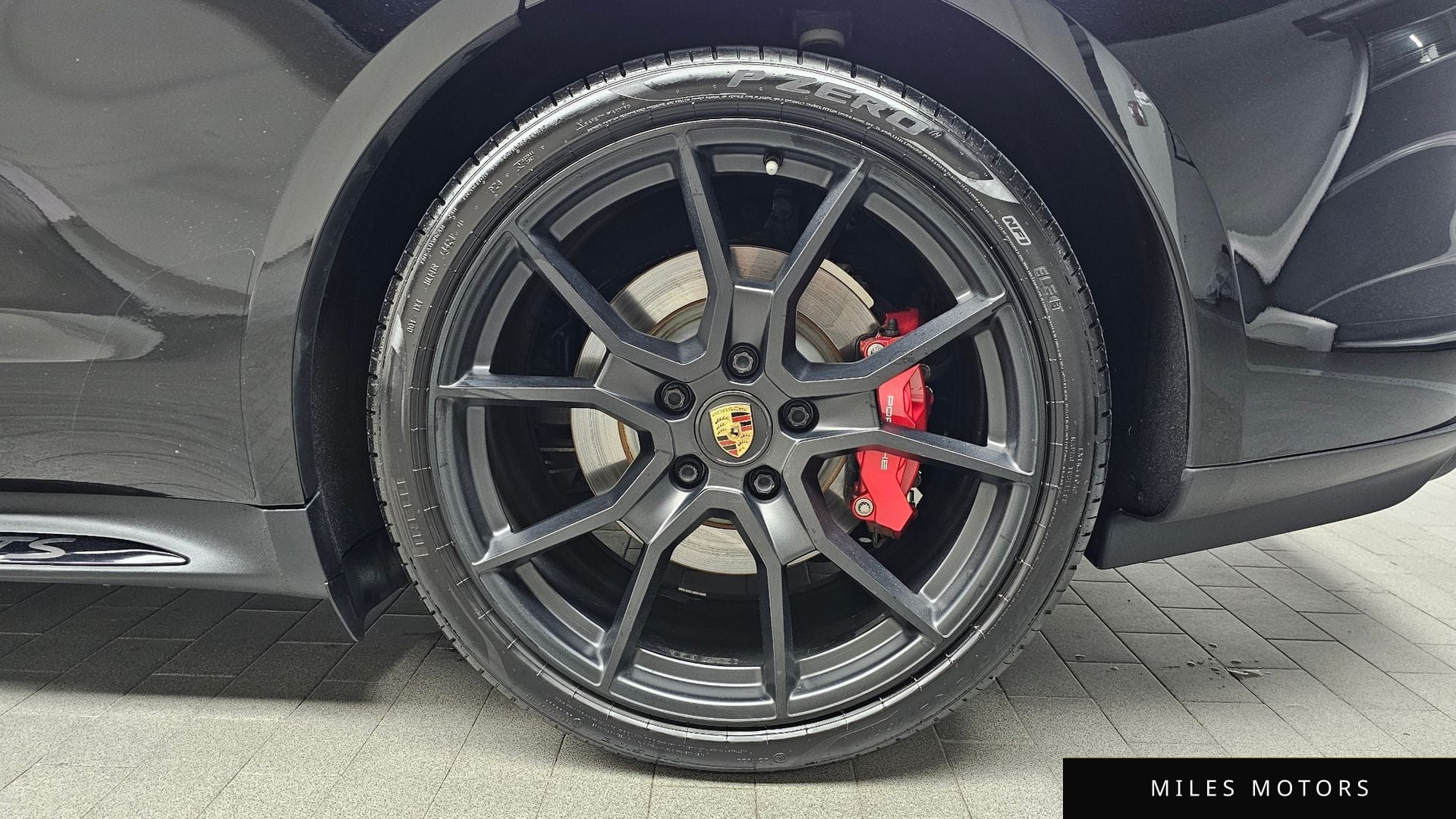 Porsche Taycan 2022 — миниатюра 7