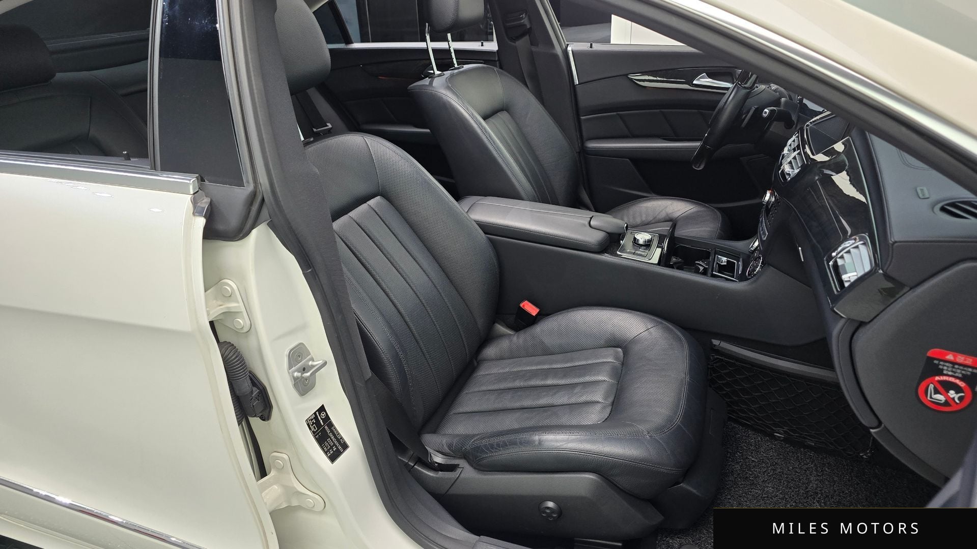 Mercedes-Benz CLS-Class W218 2013 — миниатюра 12
