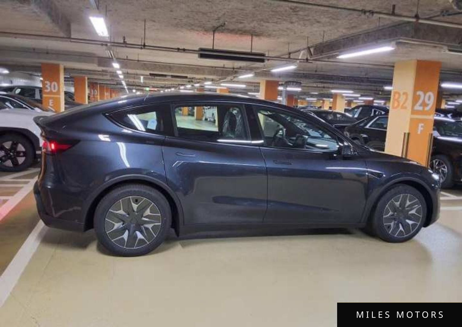 Tesla Model Y 2026 — миниатюра 12