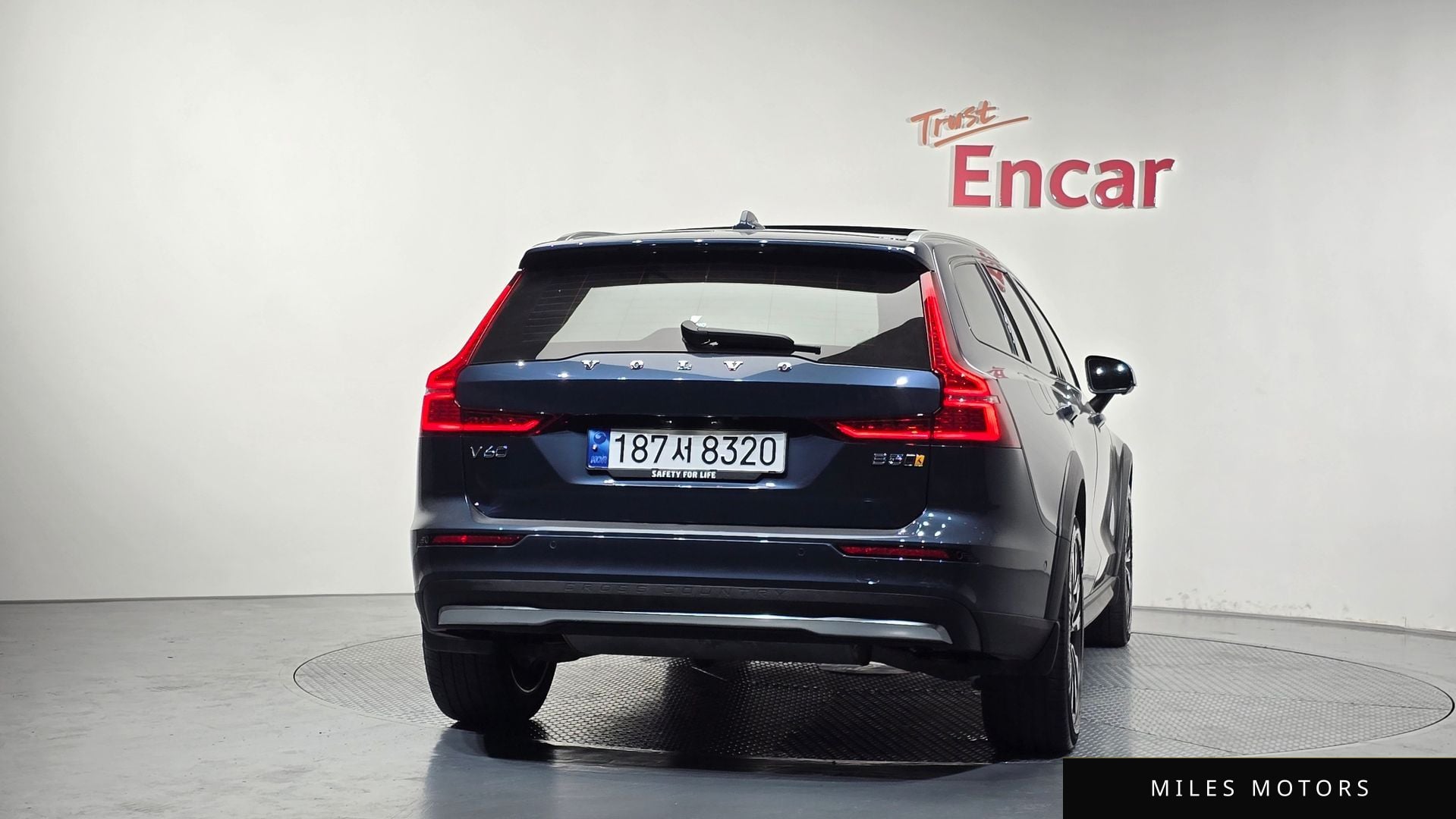 Volvo V60 2024 — миниатюра 3