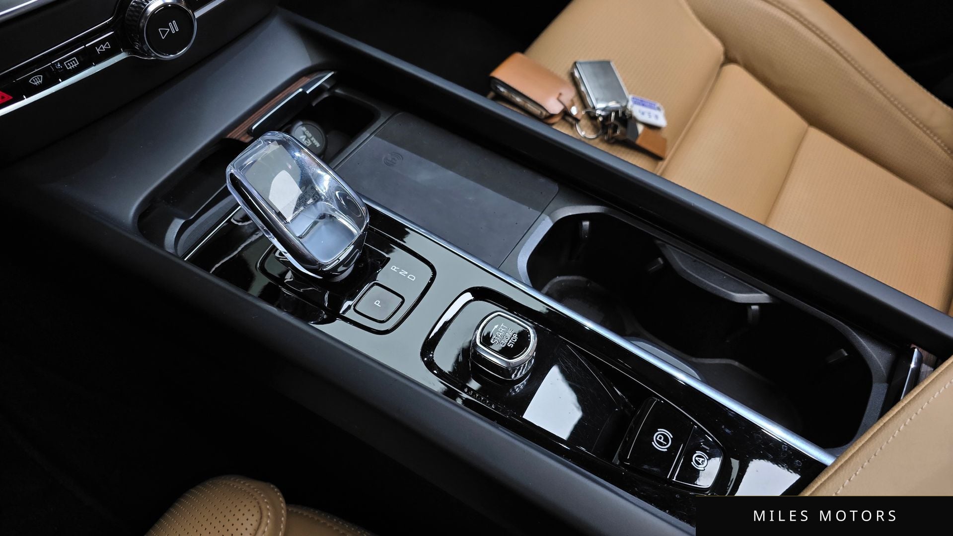 Volvo V60 2024 — миниатюра 11