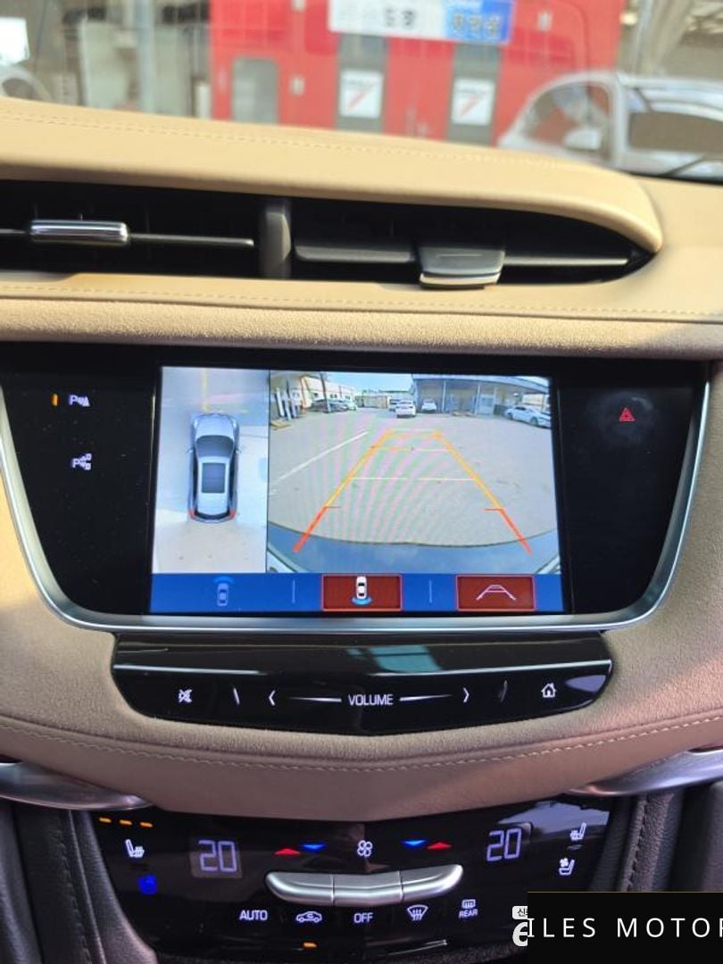 Cadillac XT5 2018 — миниатюра 10