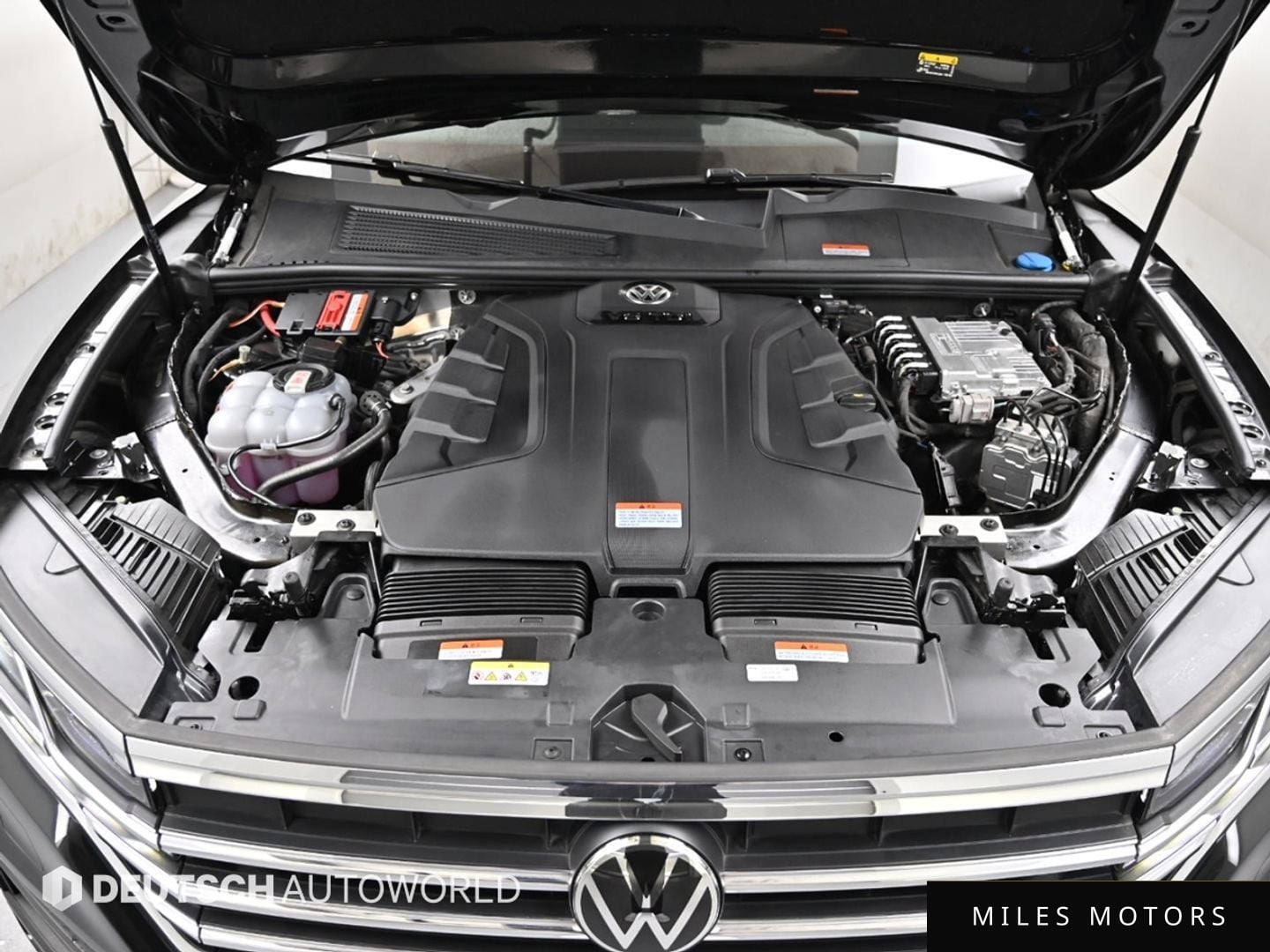 Volkswagen Touareg 2023 — миниатюра 6