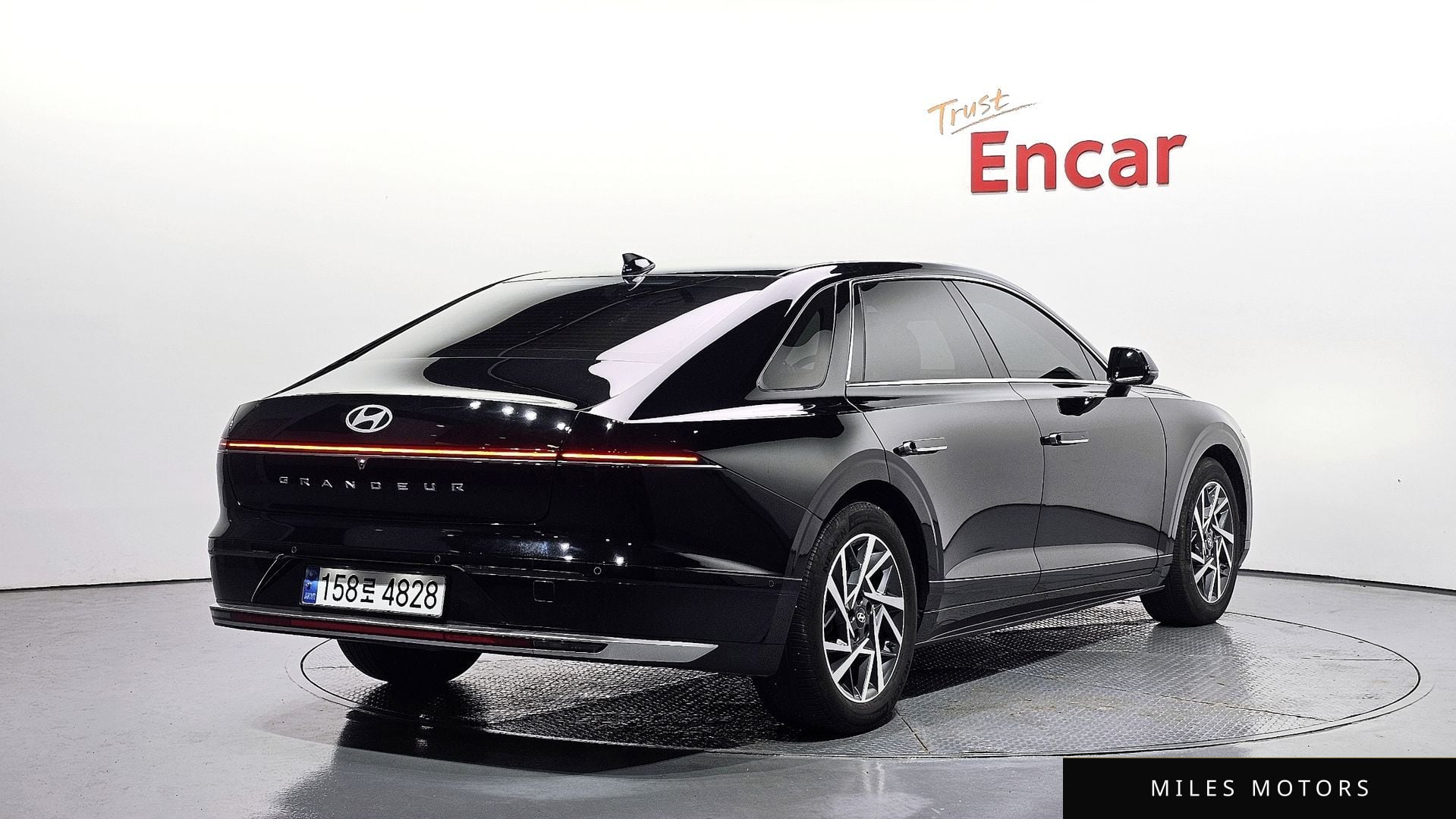 Hyundai Grandeur 2023 — миниатюра 2