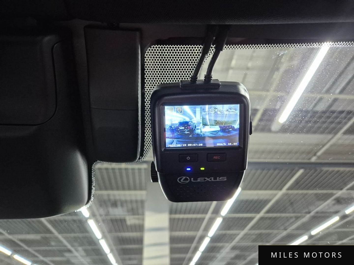 Лексус NX450h+ 2025 — миниатюра 11