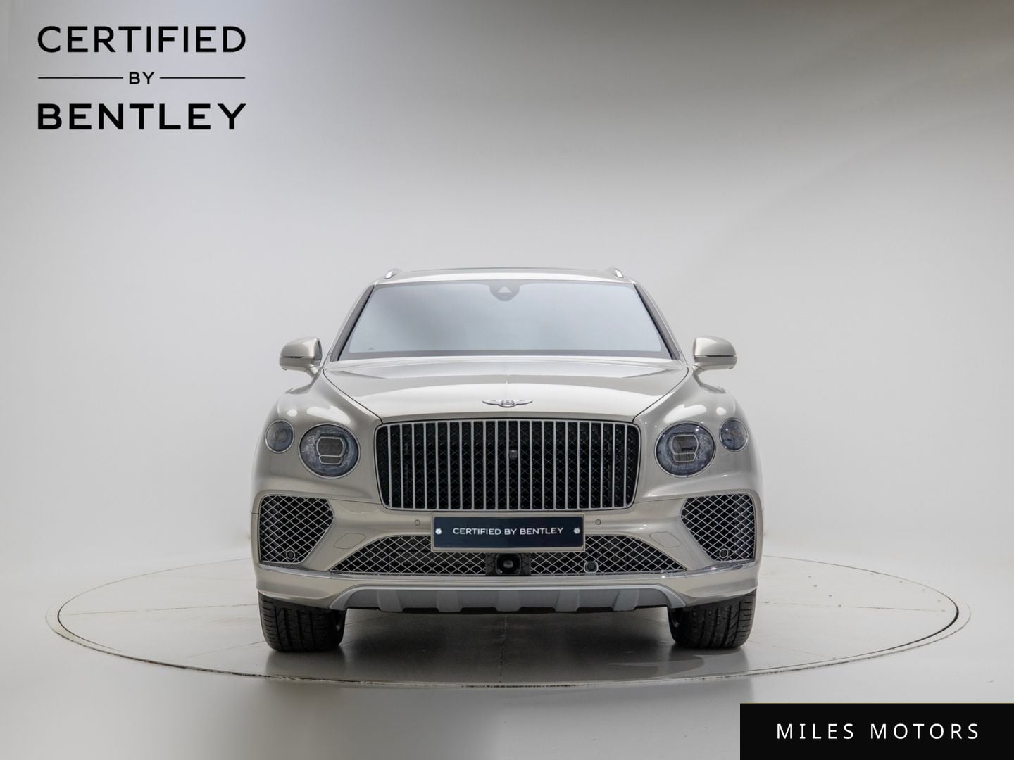 Bentley Bentayga 2024 — миниатюра 2