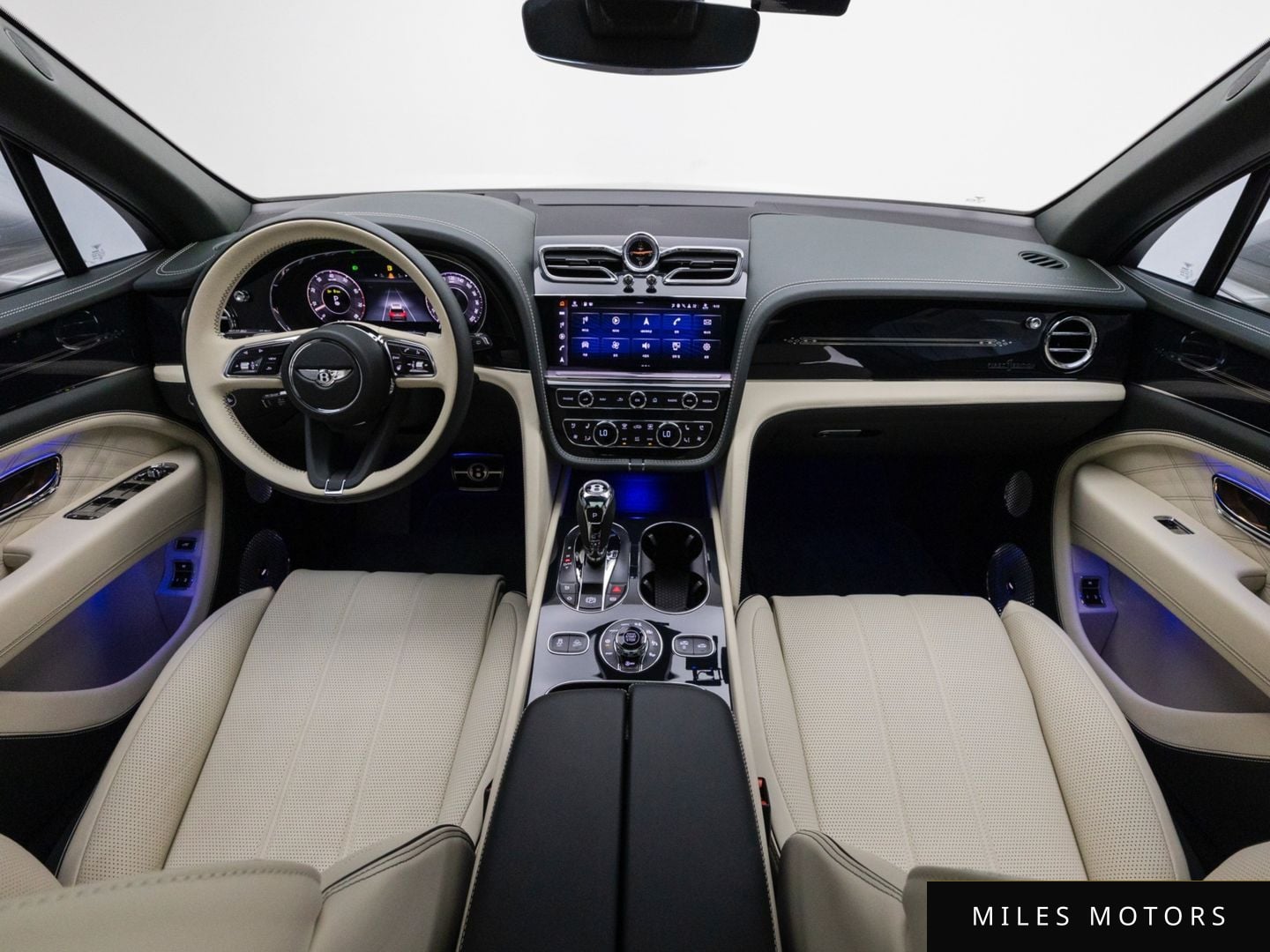 Bentley Bentayga 2024 — миниатюра 6