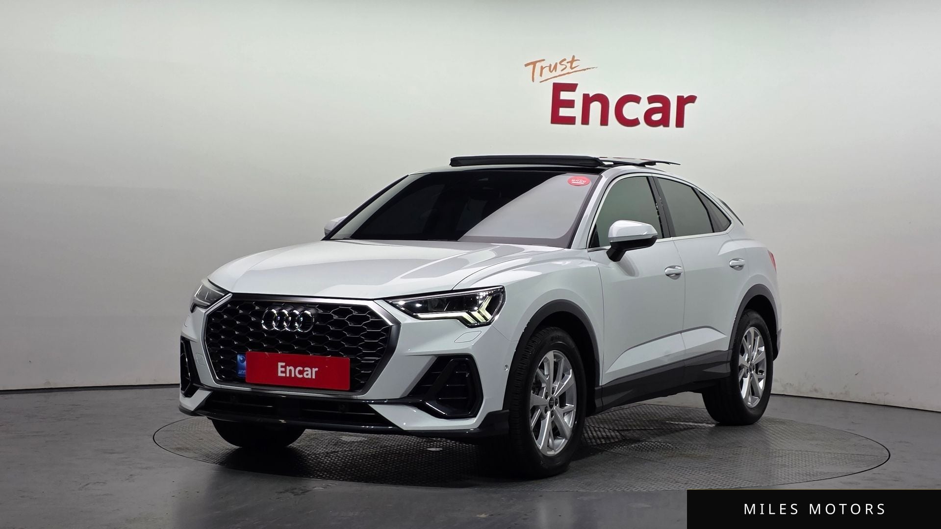 Audi Q3 (F3) 2023 — фото 1 из 12