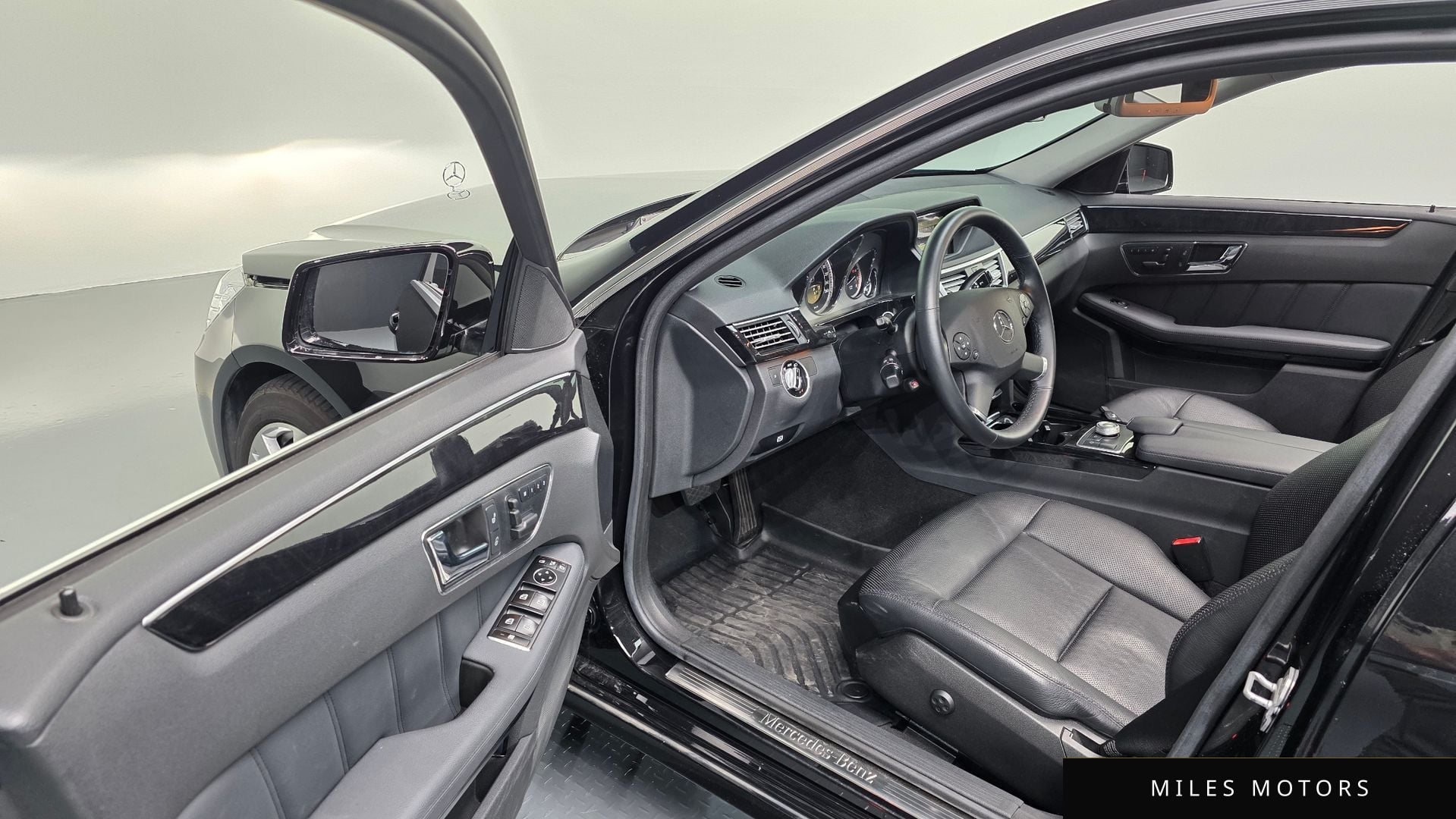Mercedes-Benz E-Class W212 2011 — миниатюра 10