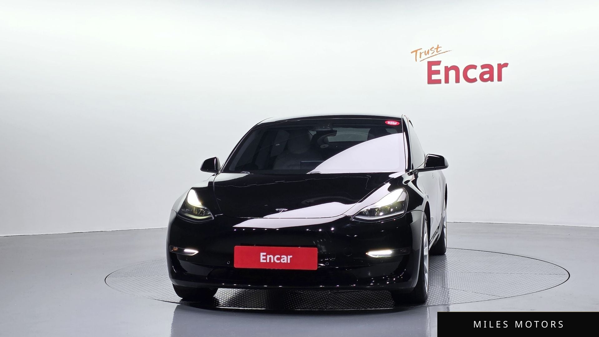 Tesla Model 3 2021 — миниатюра 3