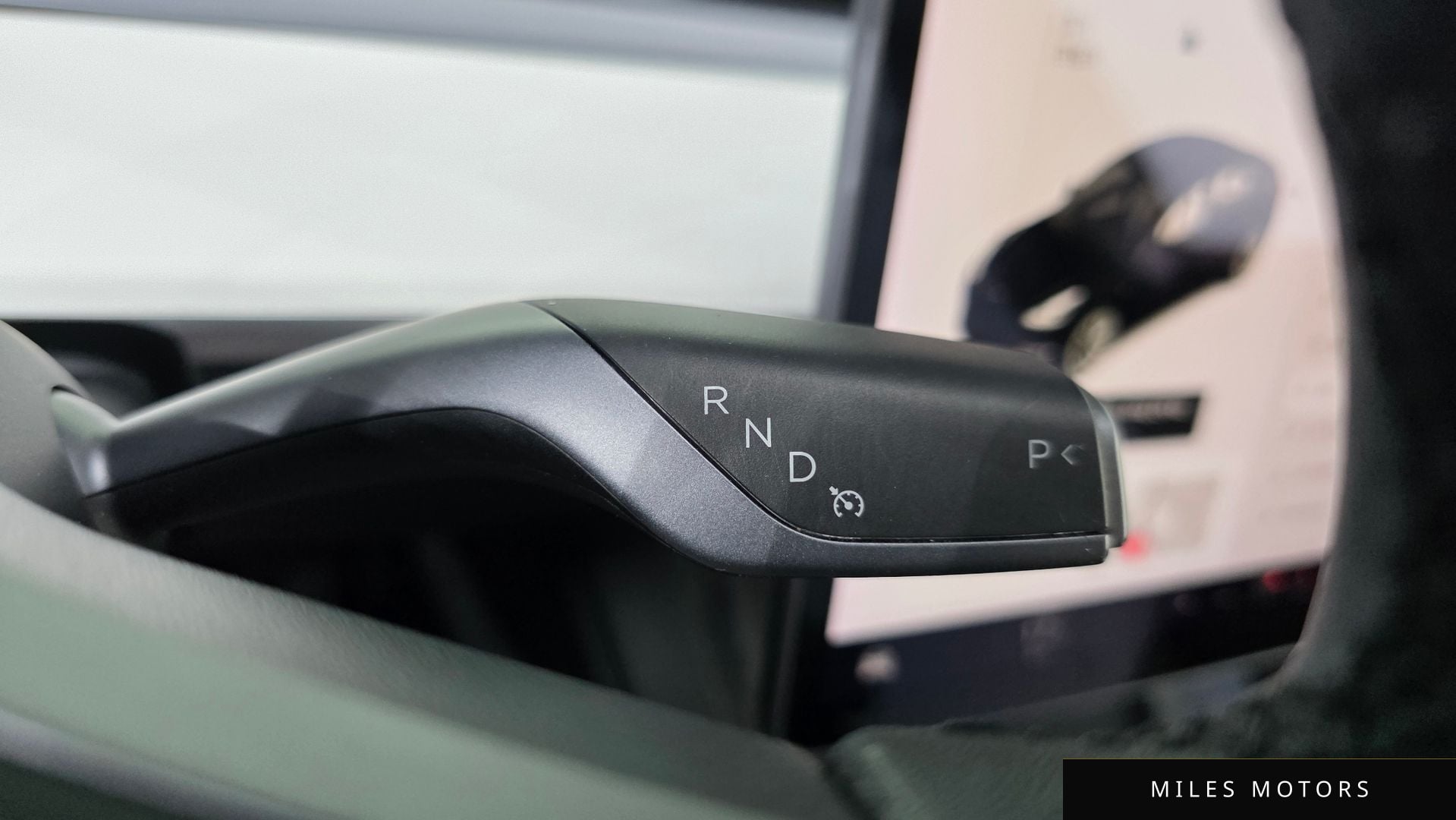 Tesla Model 3 2021 — миниатюра 12