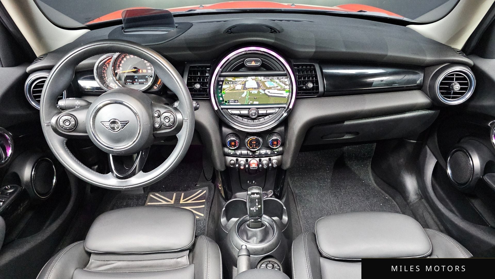 MINI Cooper 2020 — миниатюра 10
