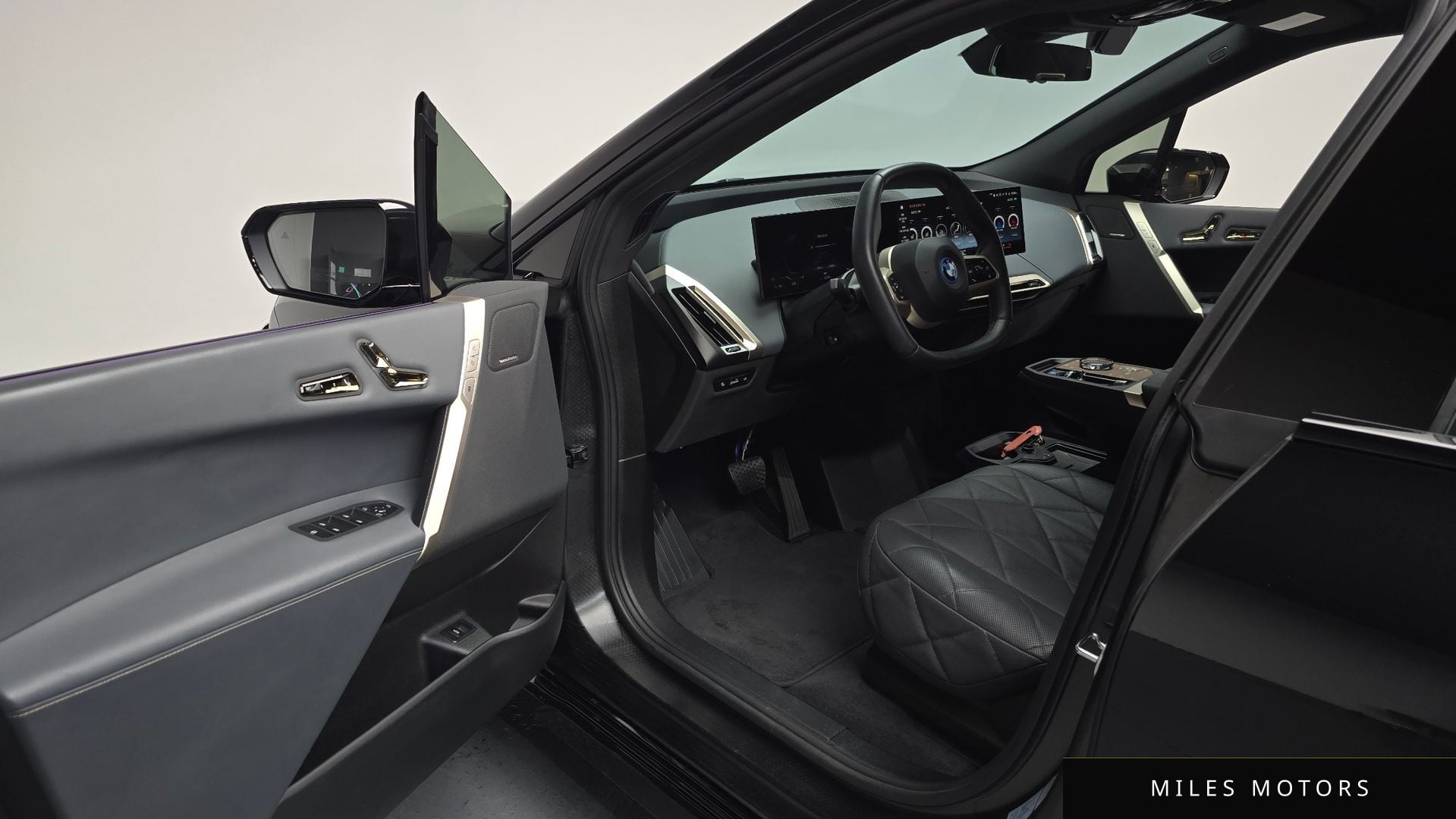 BMW iX 2023 — миниатюра 12