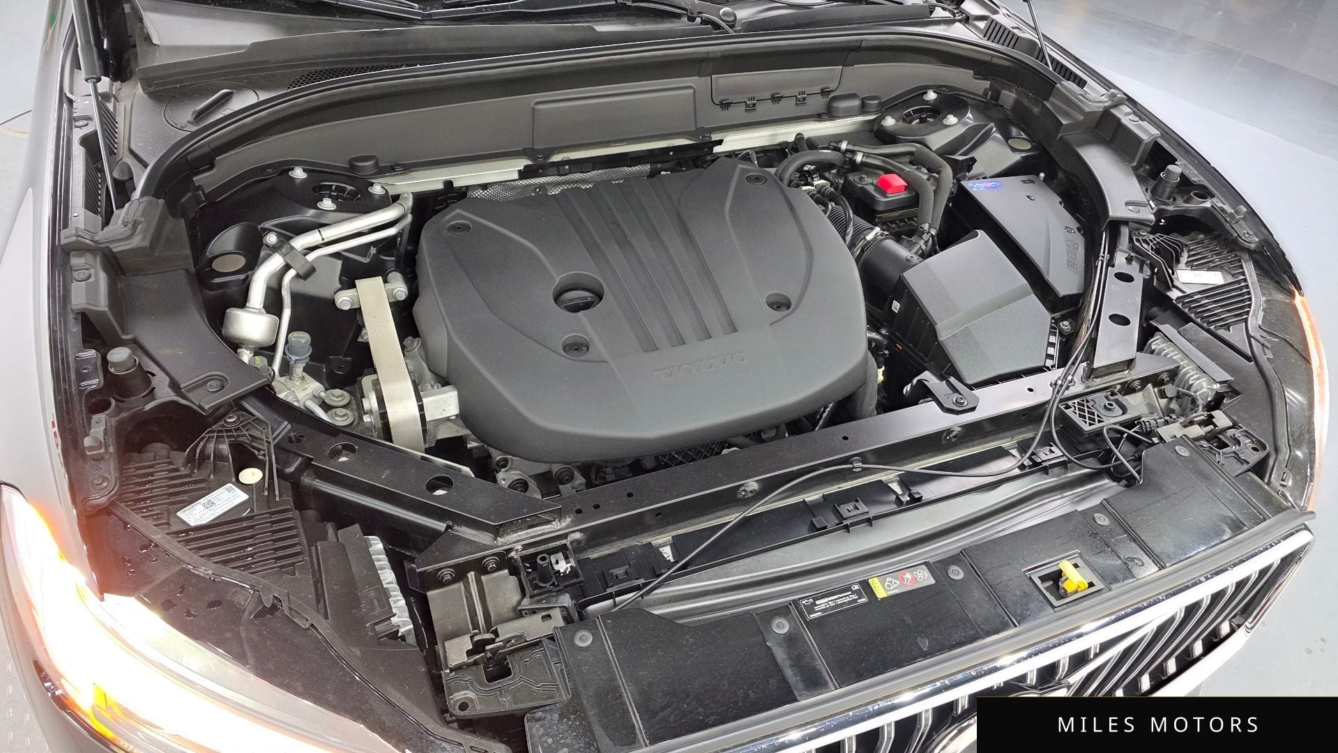 Volvo XC60 2022 — миниатюра 5
