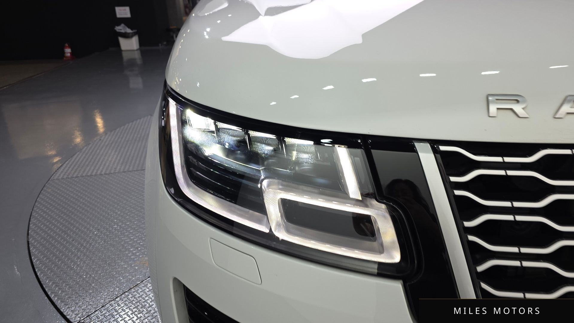 Land Rover Range Rover 2020 — миниатюра 7