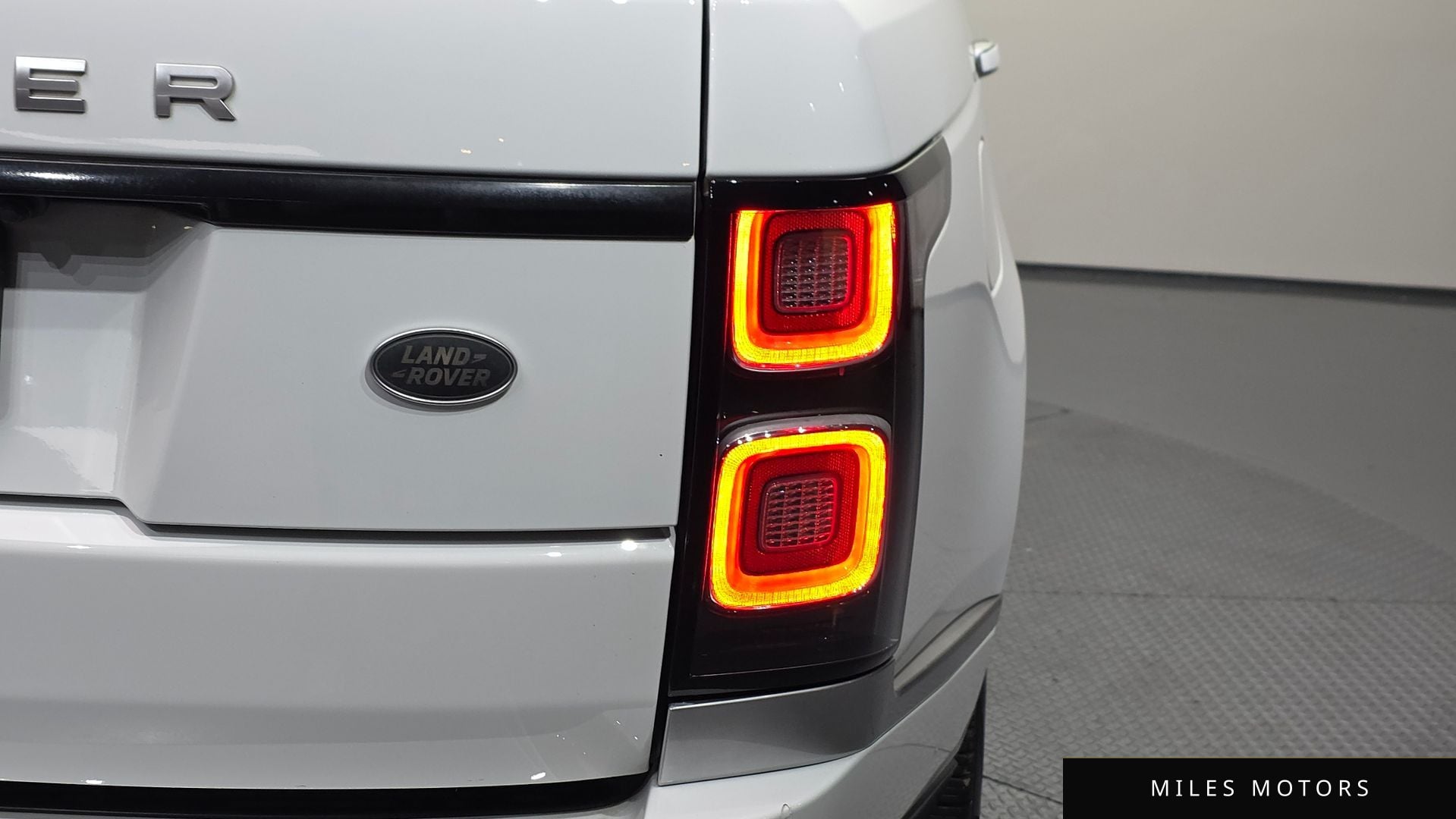 Land Rover Range Rover 2020 — миниатюра 8