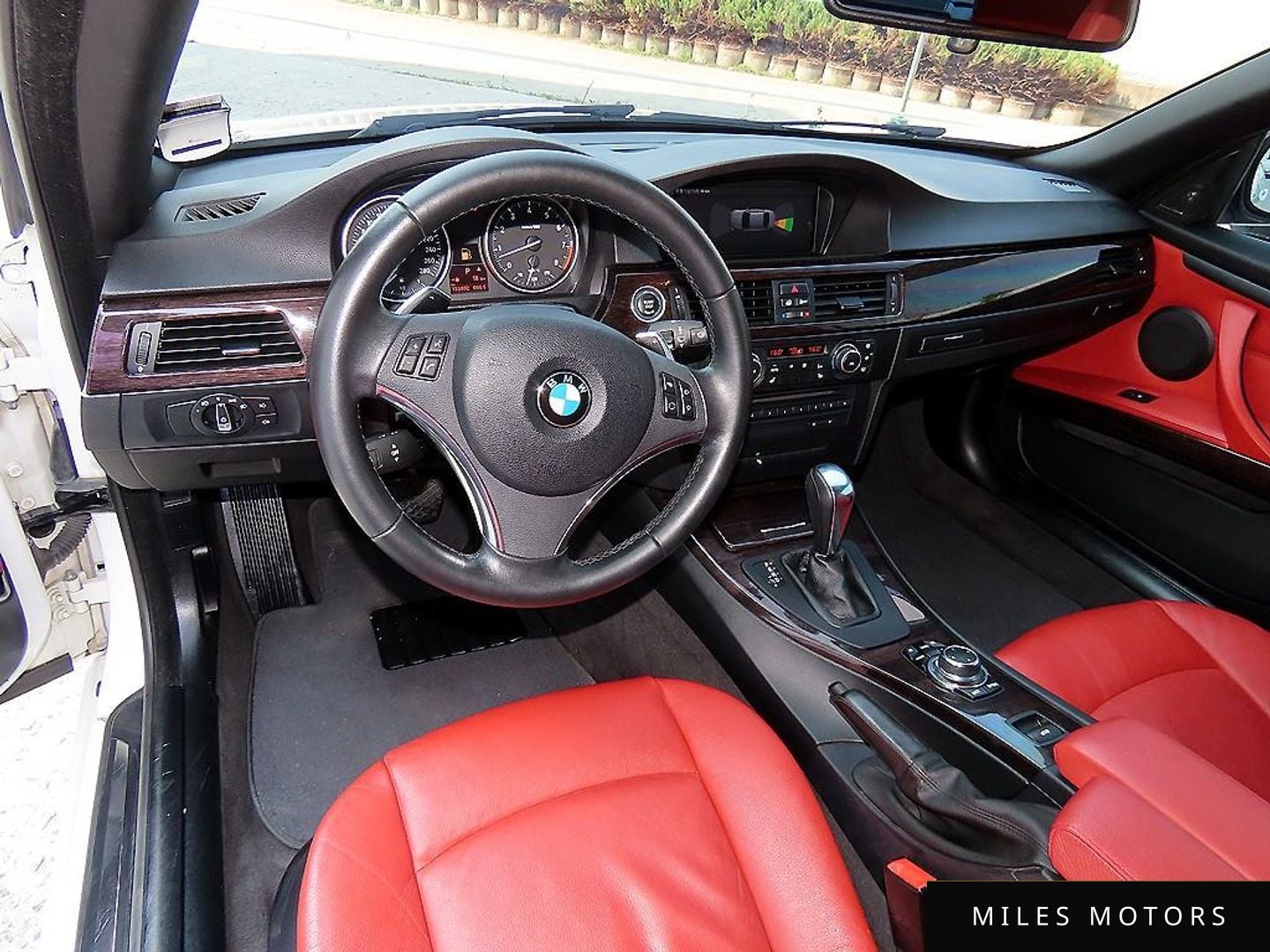 BMW 3 Series (E90) 2011 — миниатюра 11