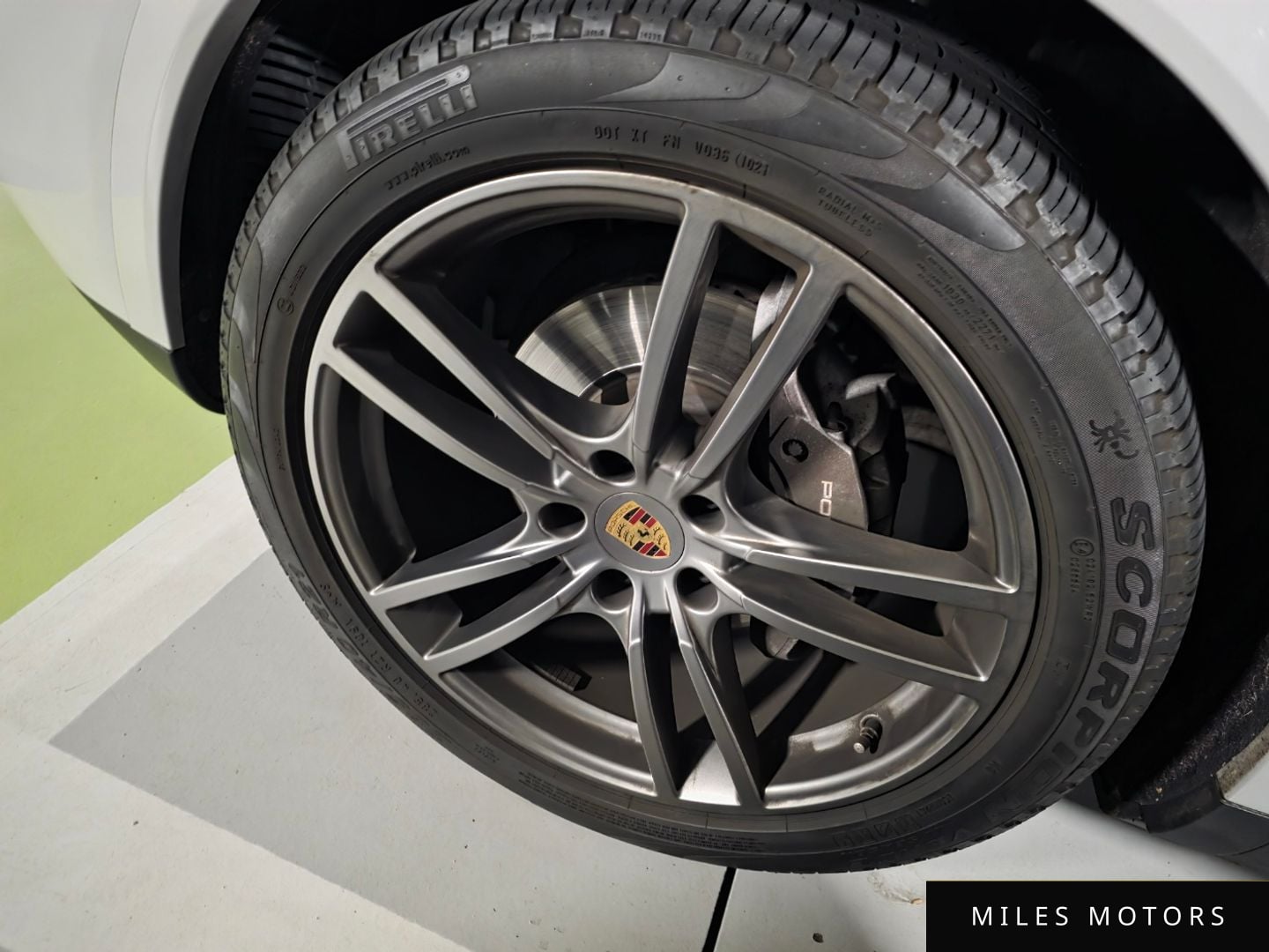 Porsche Cayenne 2021 — миниатюра 10
