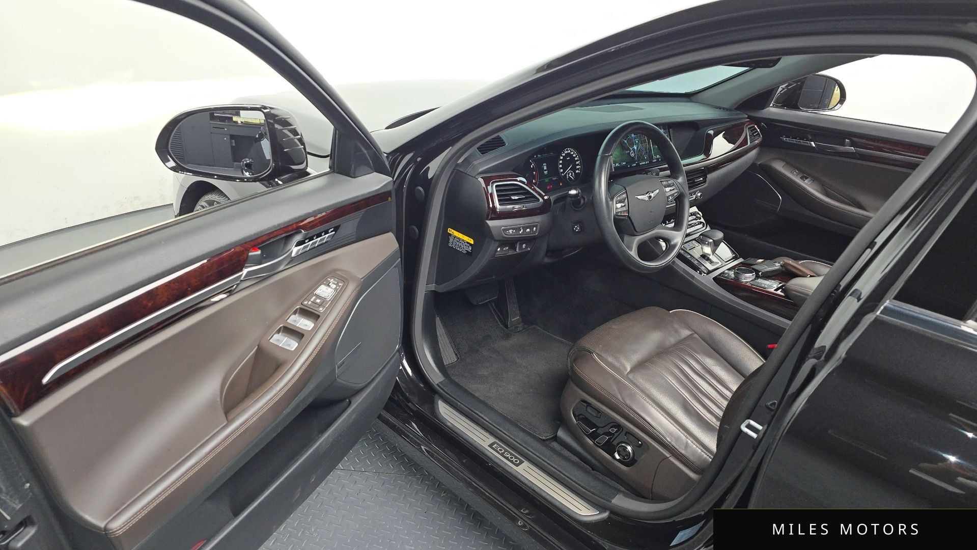 Genesis EQ900 2018 — миниатюра 12
