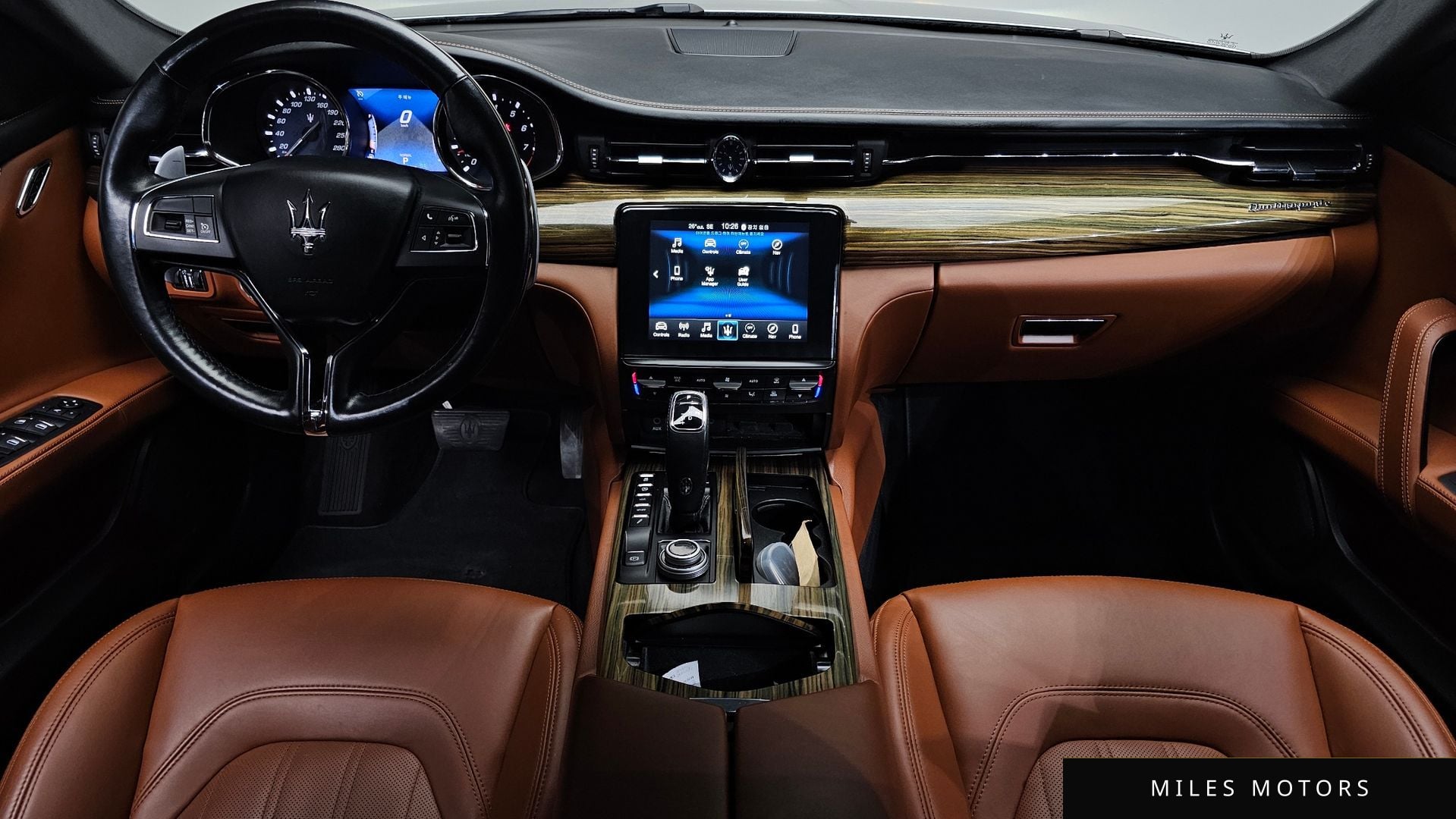 Maserati Quattroporte 2020 — миниатюра 9