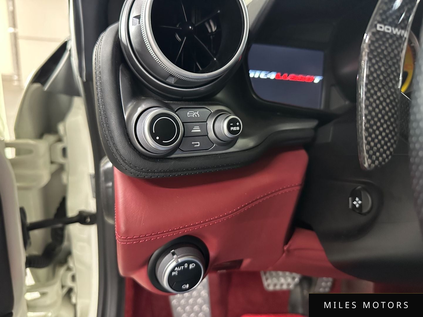 Ferrari GTC4 Lusso 2020 — миниатюра 12