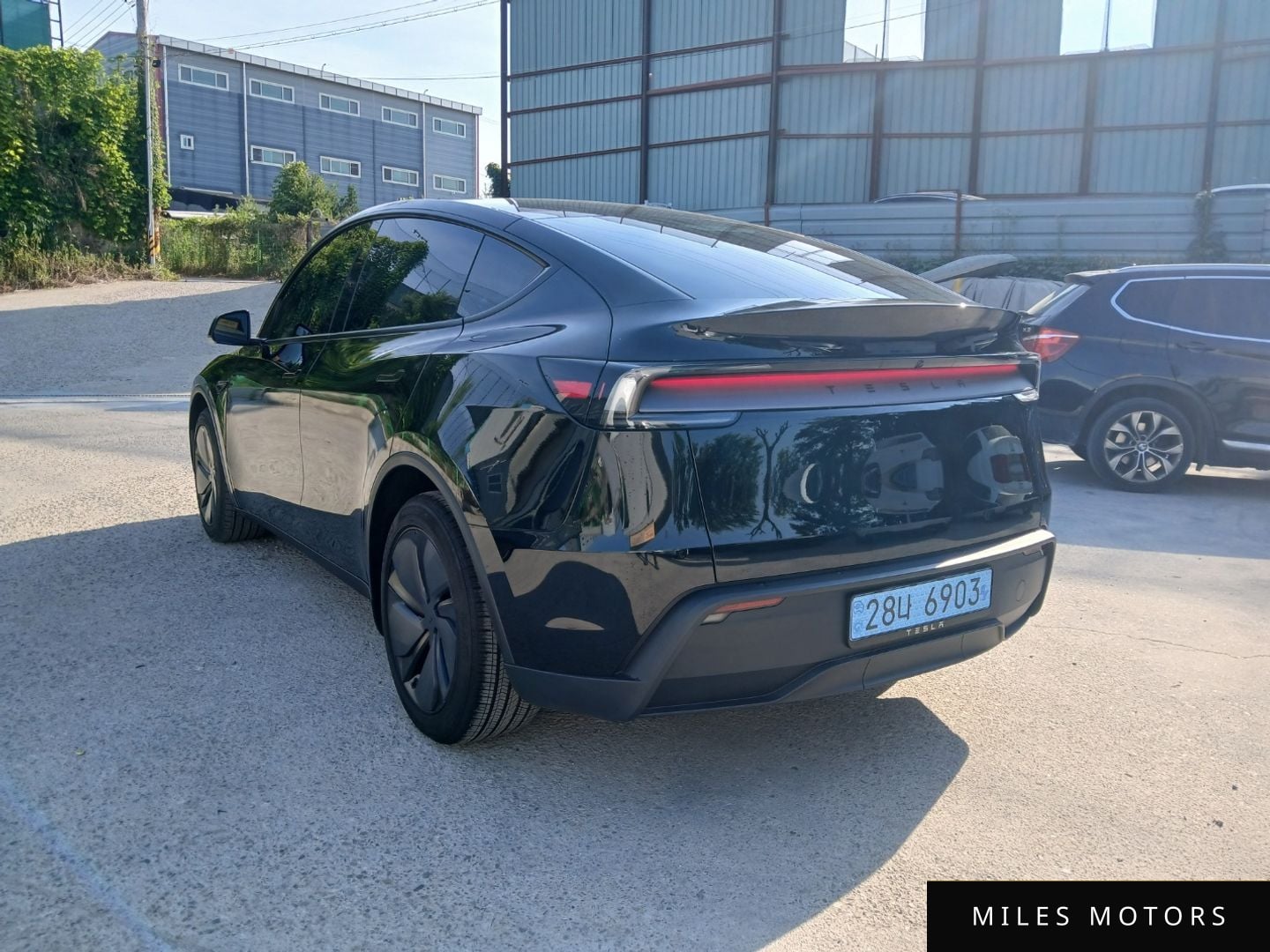 Tesla Model Y 2026 — миниатюра 3