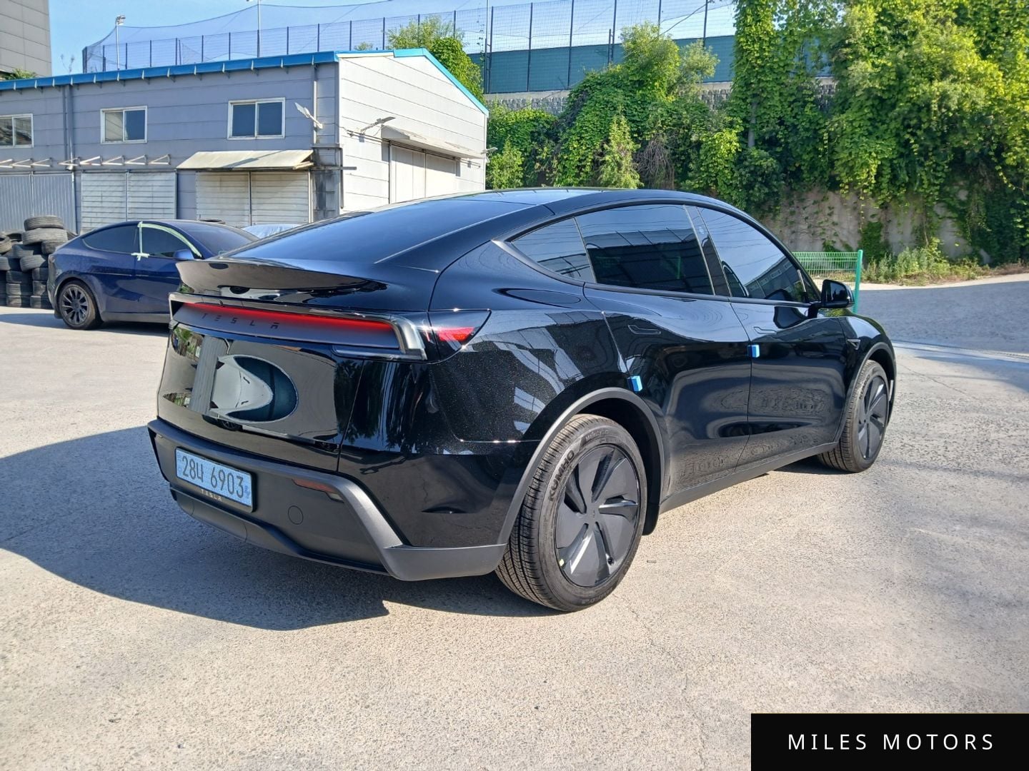 Tesla Model Y 2026 — миниатюра 4