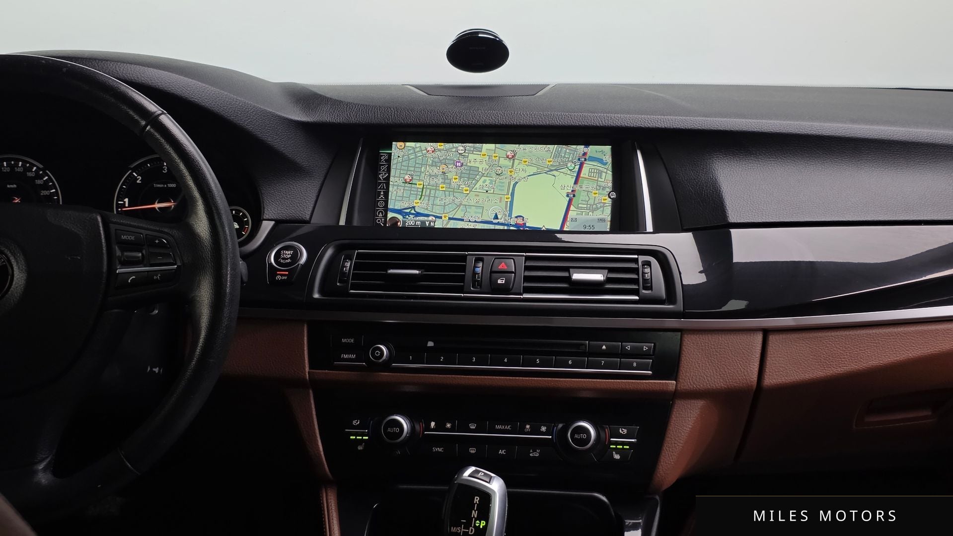 BMW 5 Series (F10) 2015 — миниатюра 12