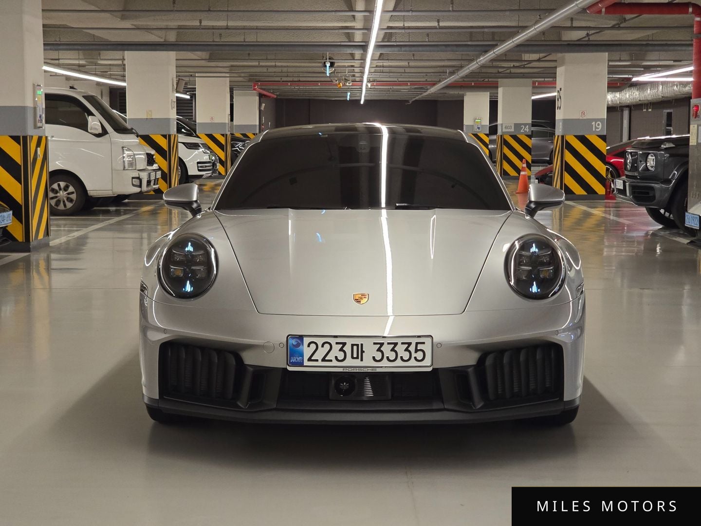 Porsche 911 (992) 2025 — миниатюра 2