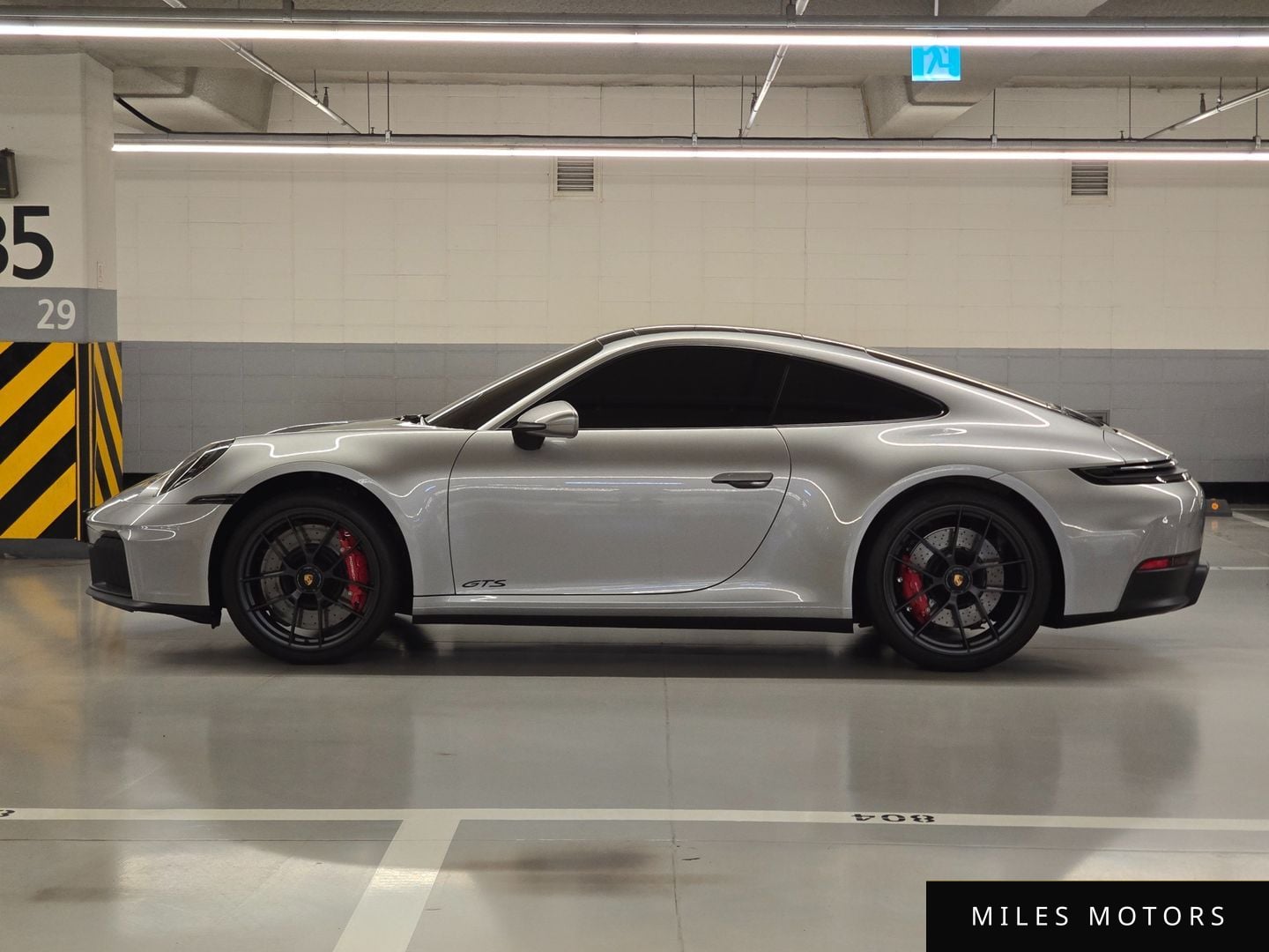 Porsche 911 (992) 2025 — миниатюра 3