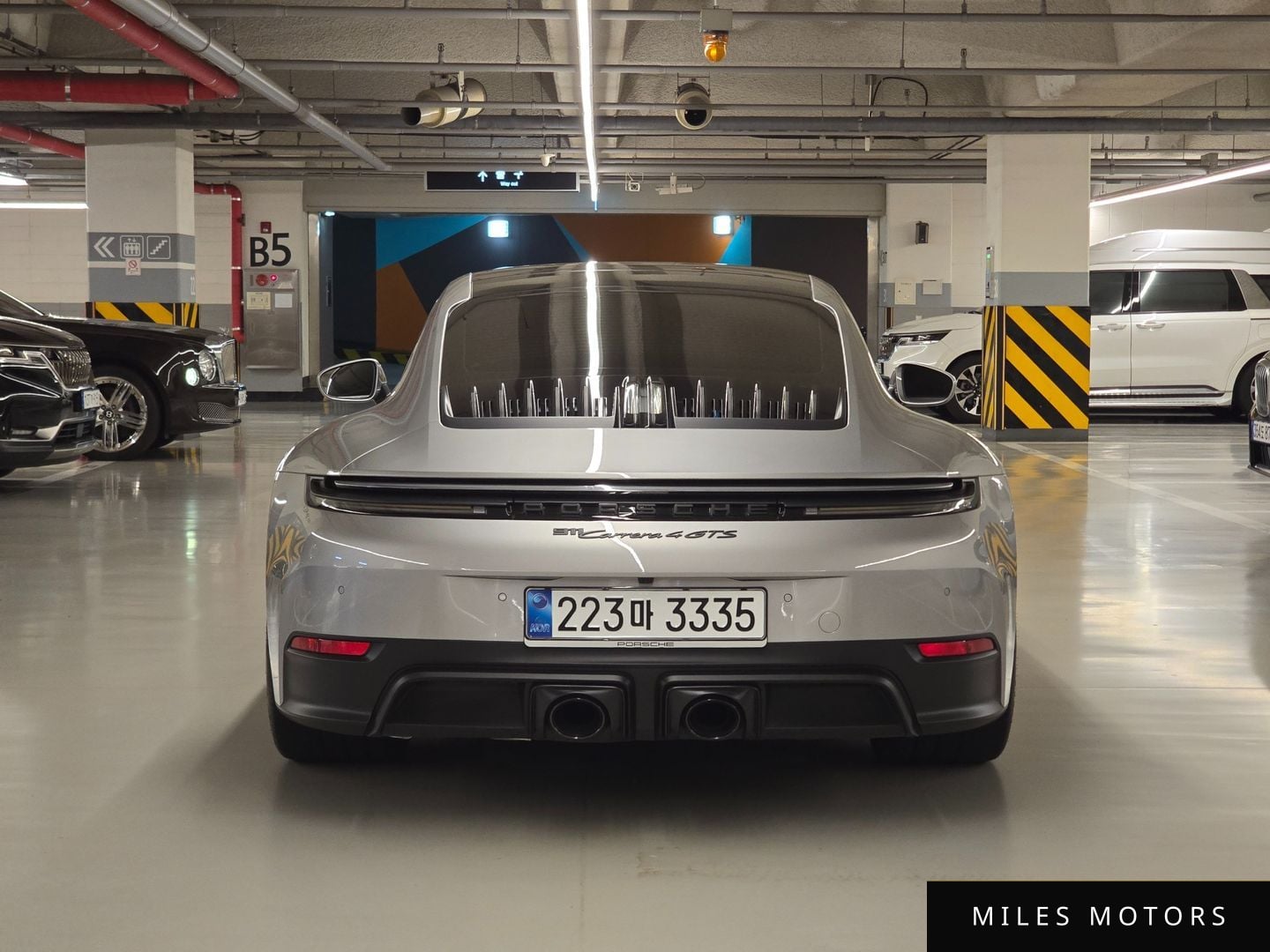 Porsche 911 (992) 2025 — миниатюра 5