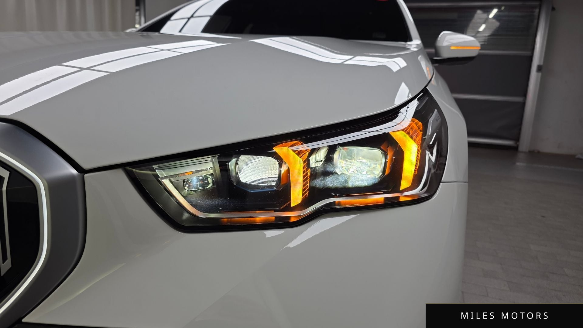 BMW 5 Series (G60) 2024 — миниатюра 8