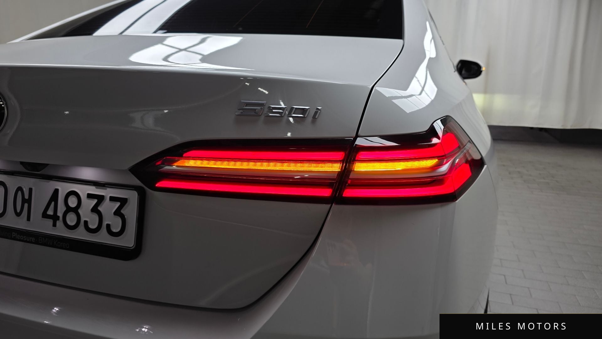 BMW 5 Series (G60) 2024 — миниатюра 9