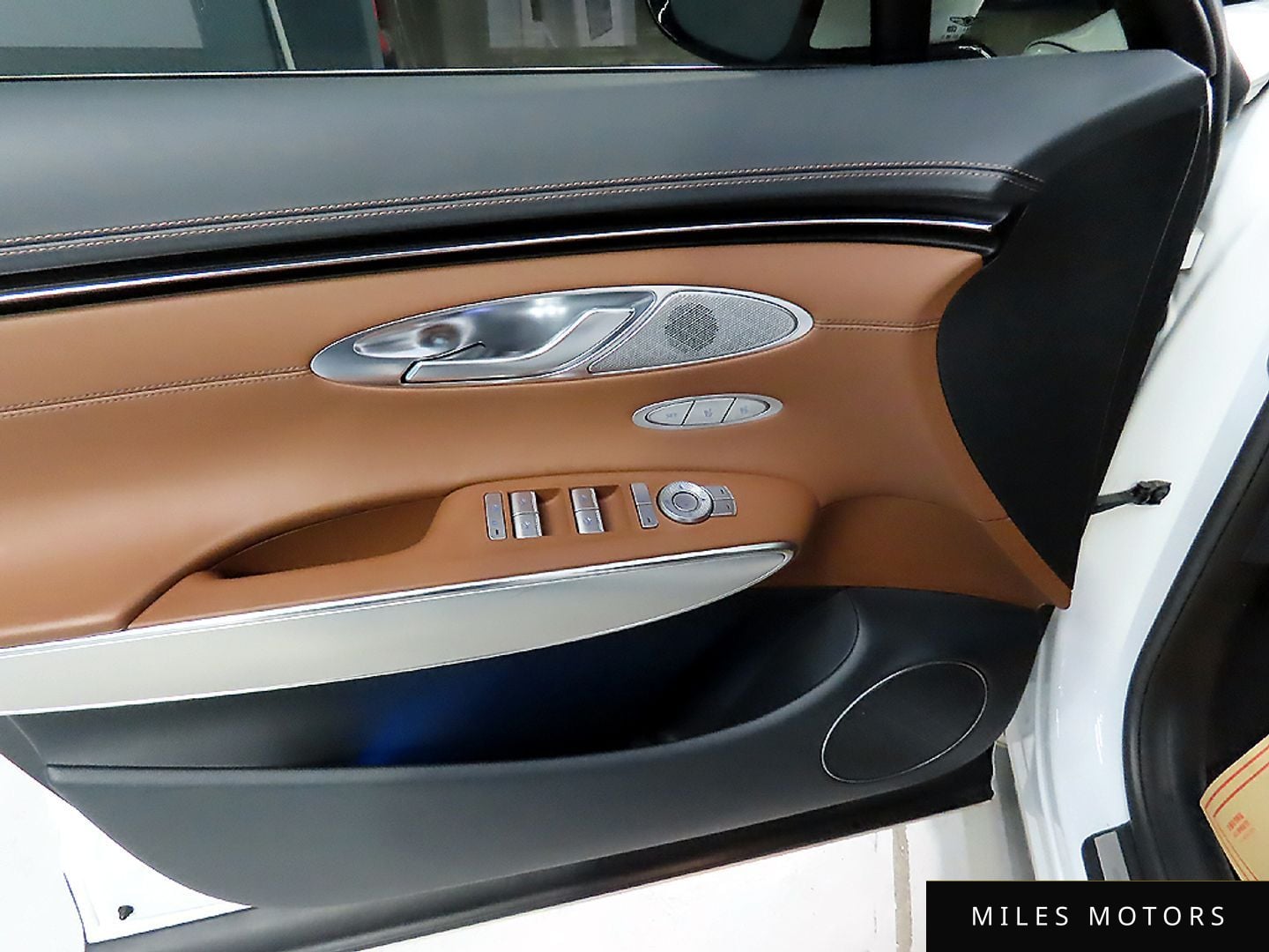 Genesis GV70 2021 — миниатюра 12
