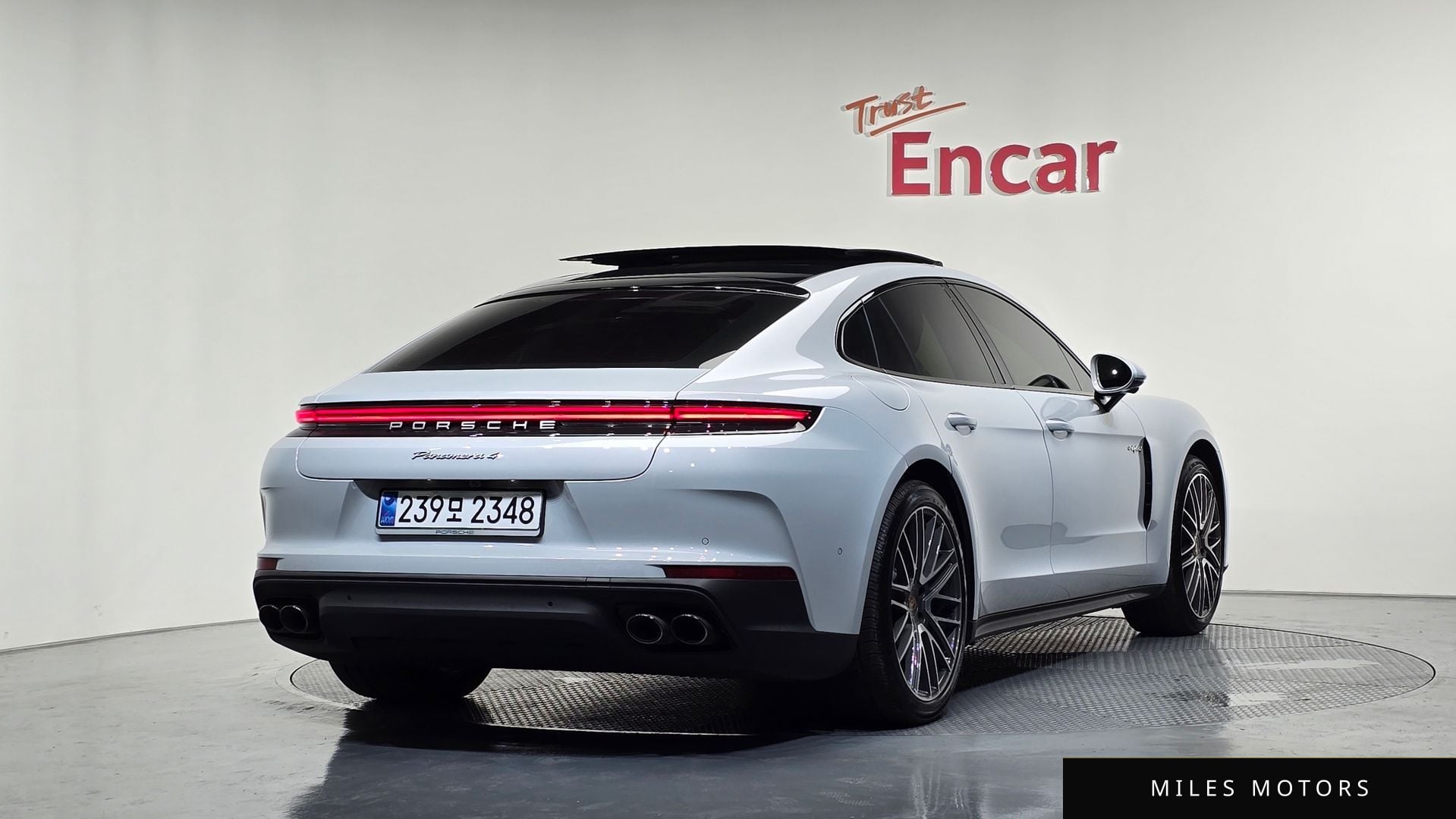Porsche Panamera 2025 — фото 1 из 12