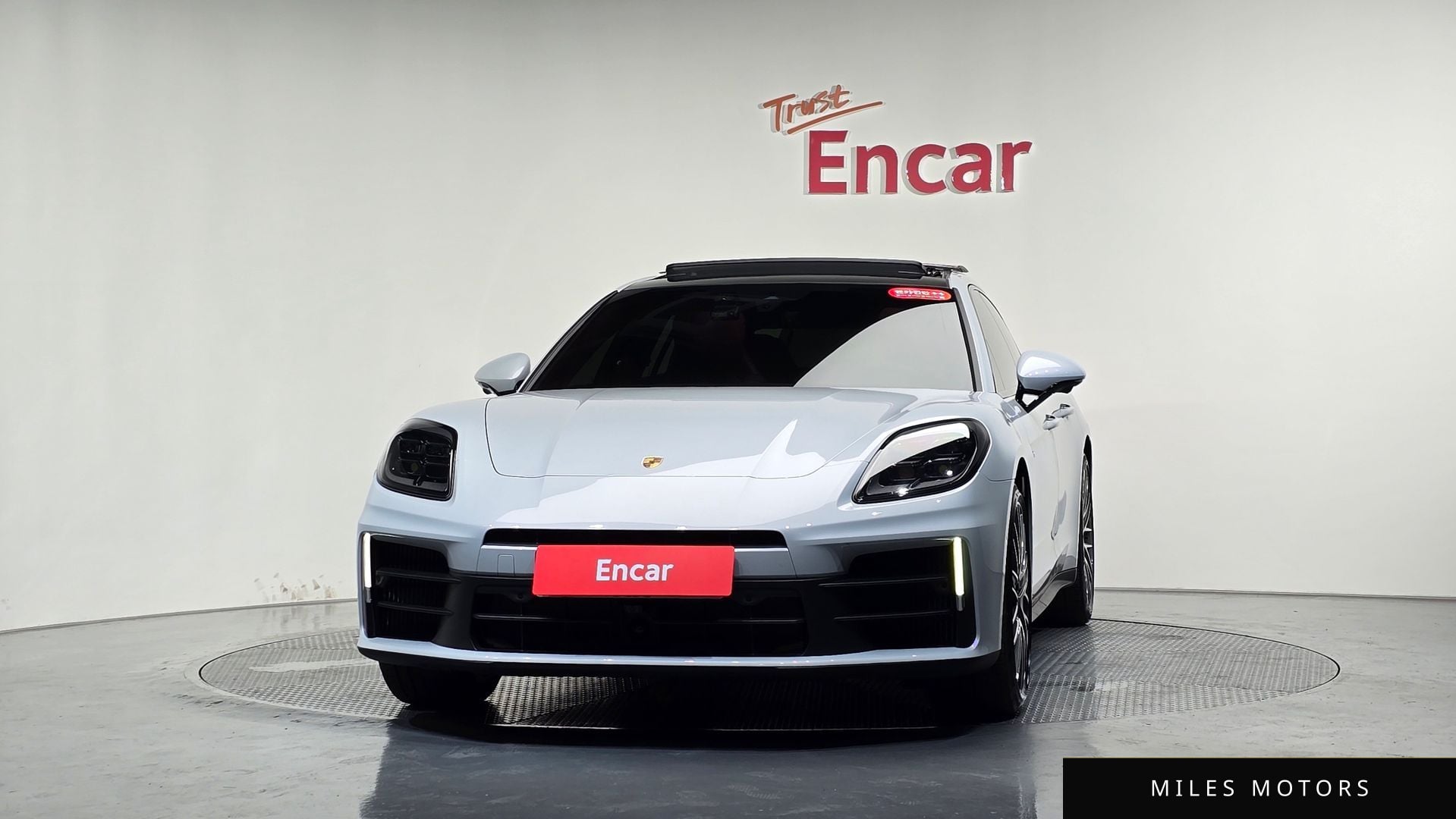 Porsche Panamera 2025 — миниатюра 2