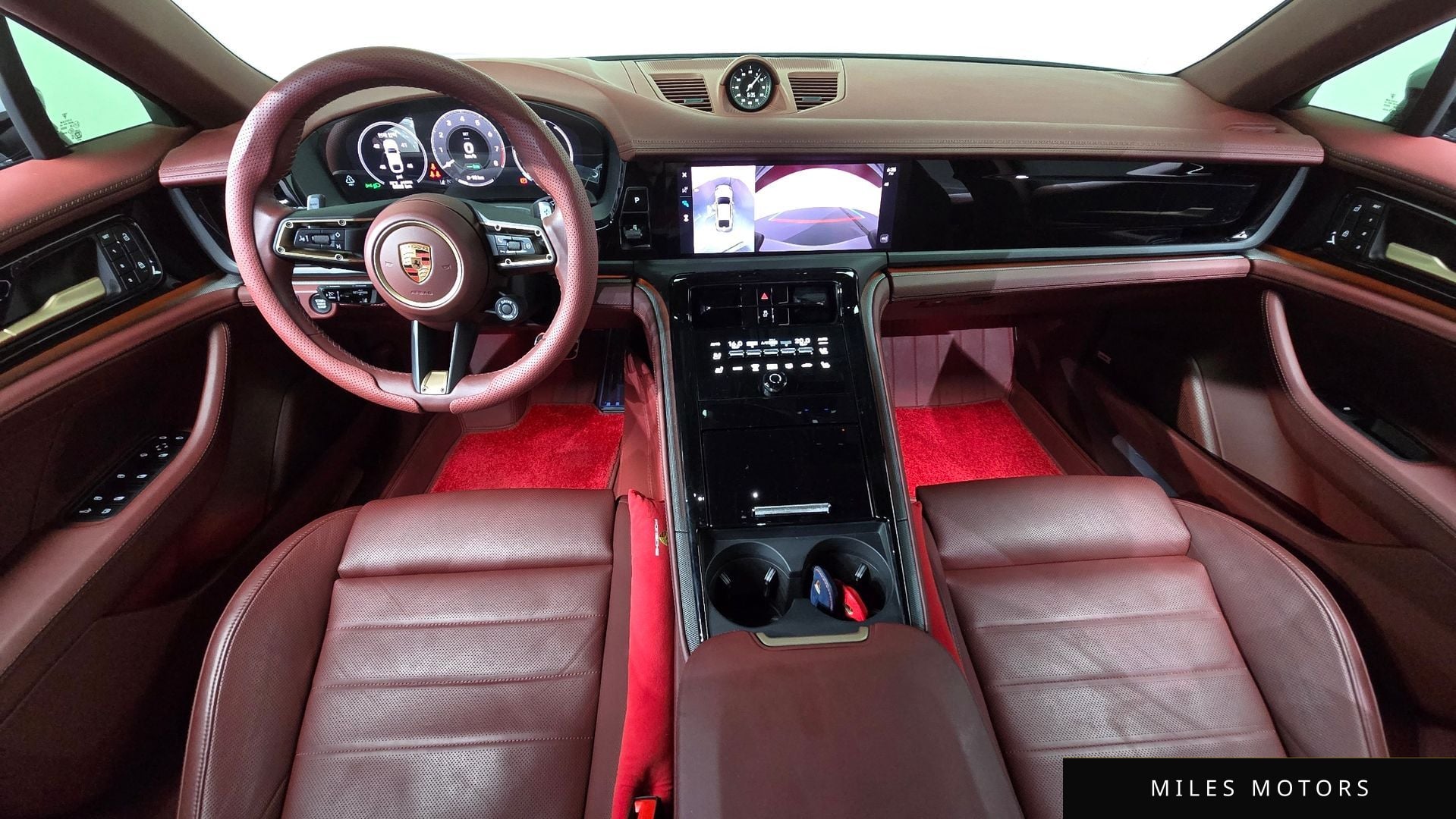Porsche Panamera 2025 — миниатюра 9