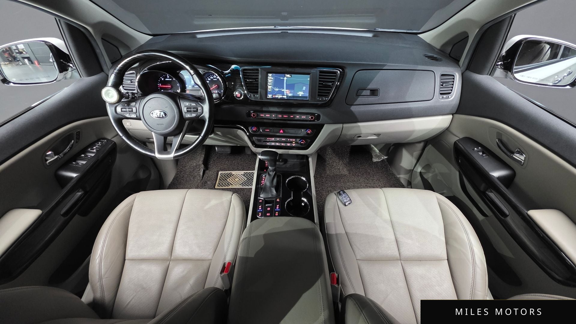 Kia Canival 2019 — миниатюра 10
