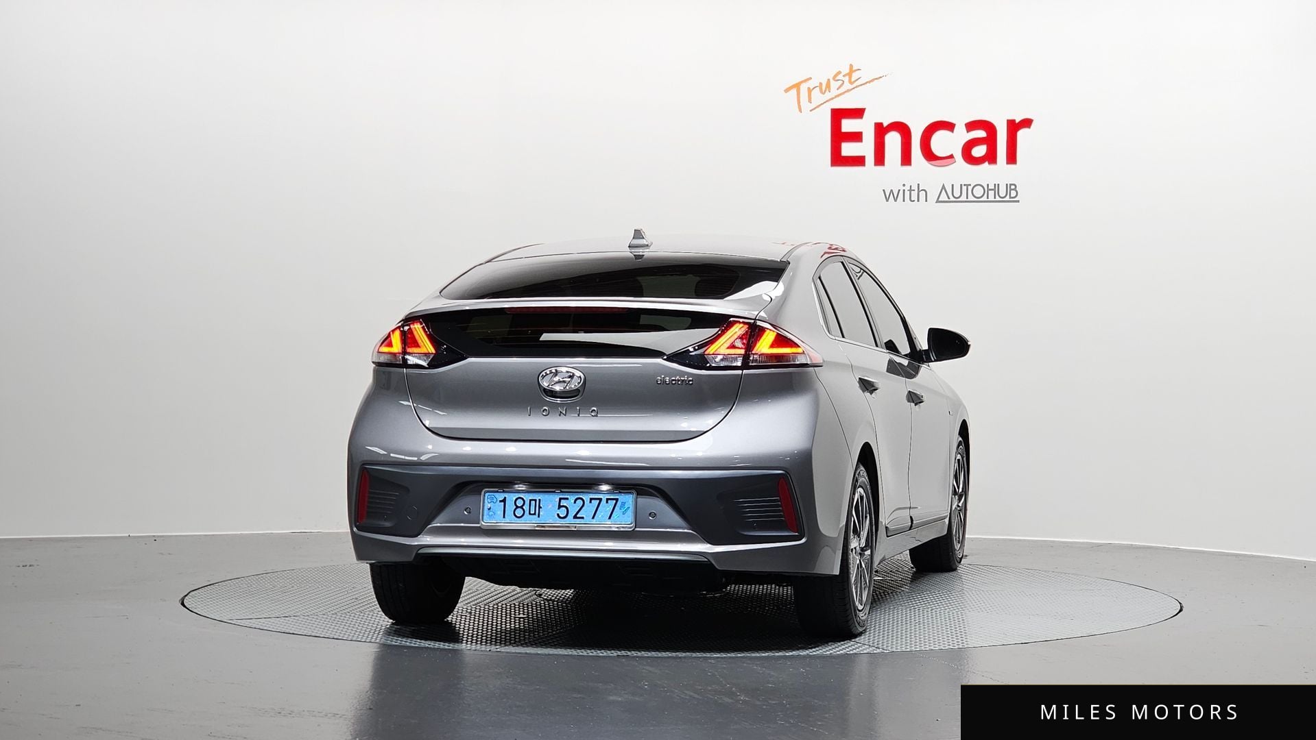 Hyundai Ioniq 2020 — миниатюра 4