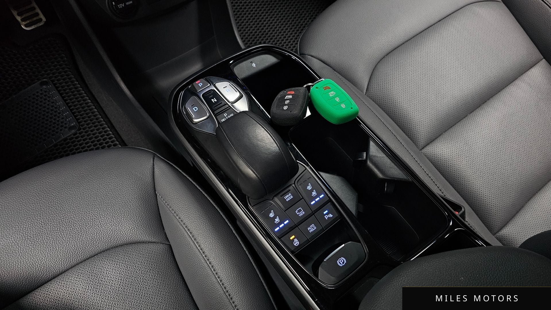Hyundai Ioniq 2020 — миниатюра 12