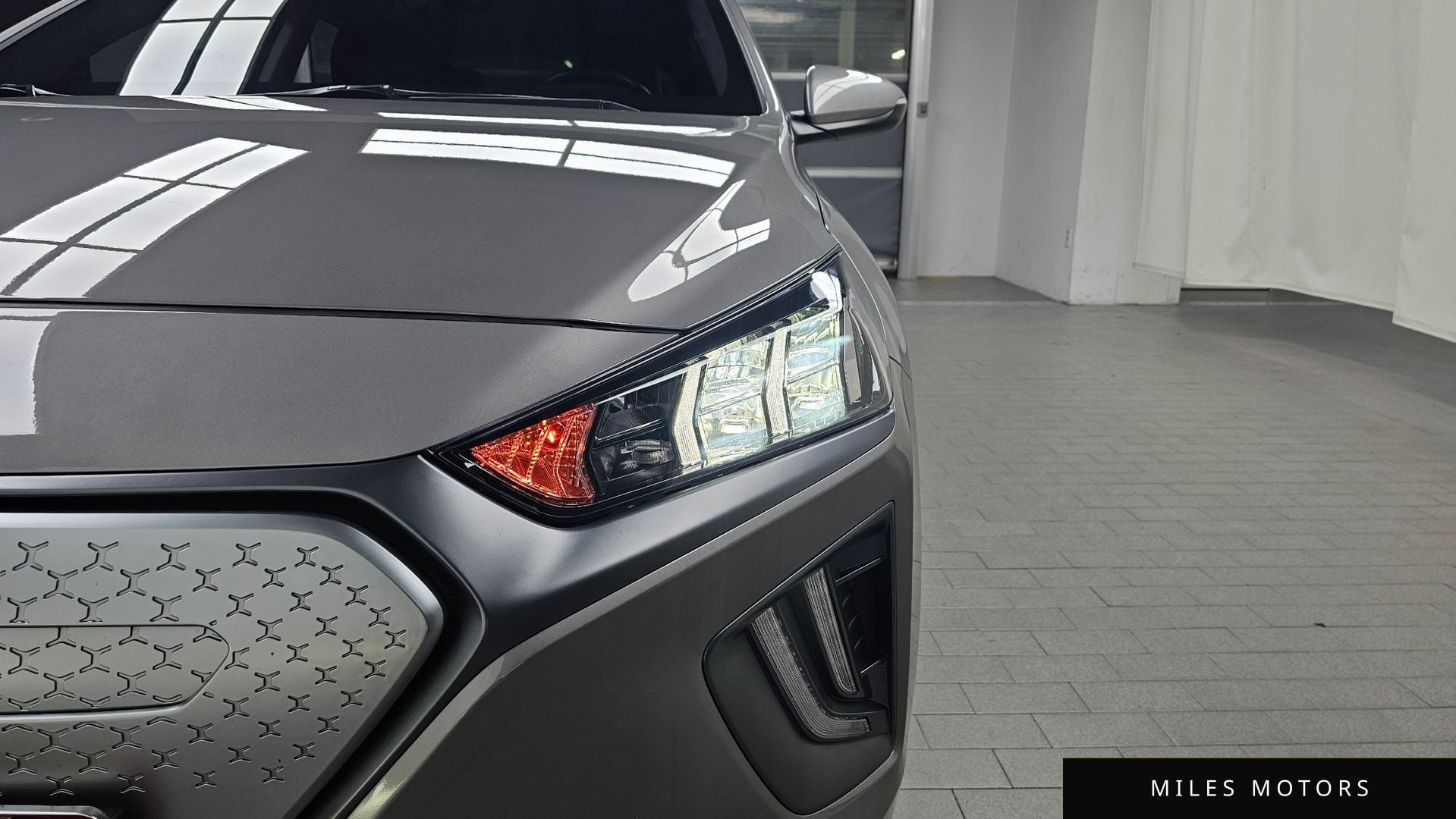 Hyundai Ioniq 2020 — миниатюра 8