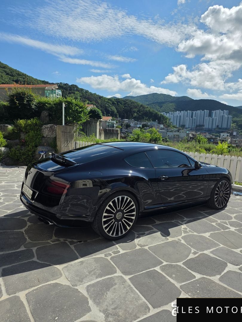 Bentley Continental GT 2015 — миниатюра 2