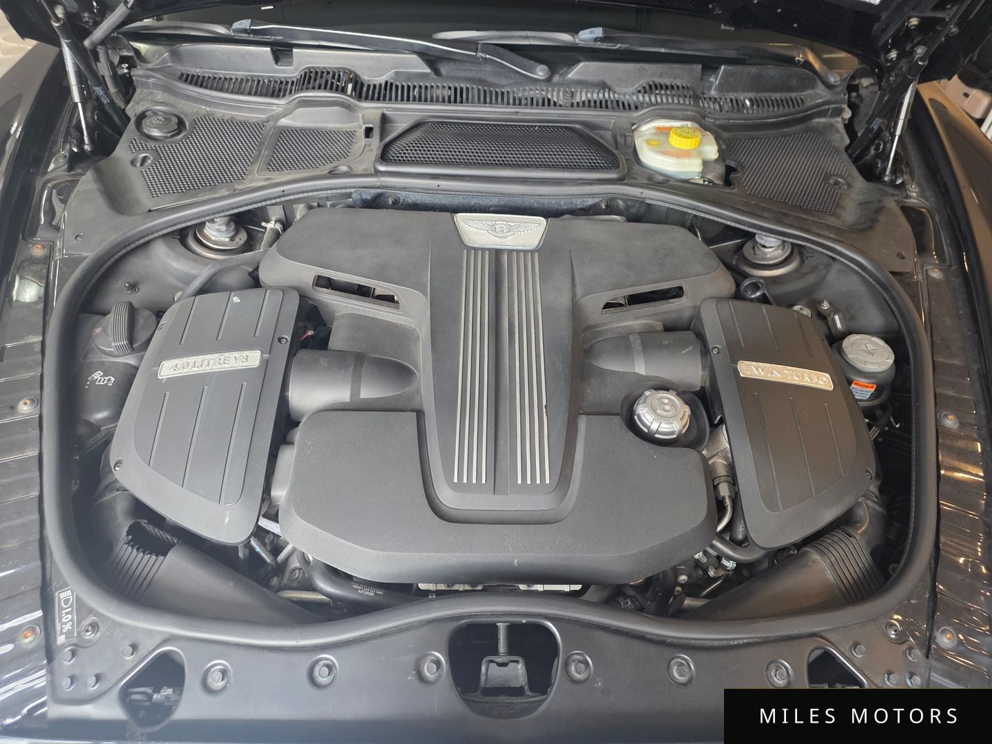 Bentley Continental GT 2015 — миниатюра 6