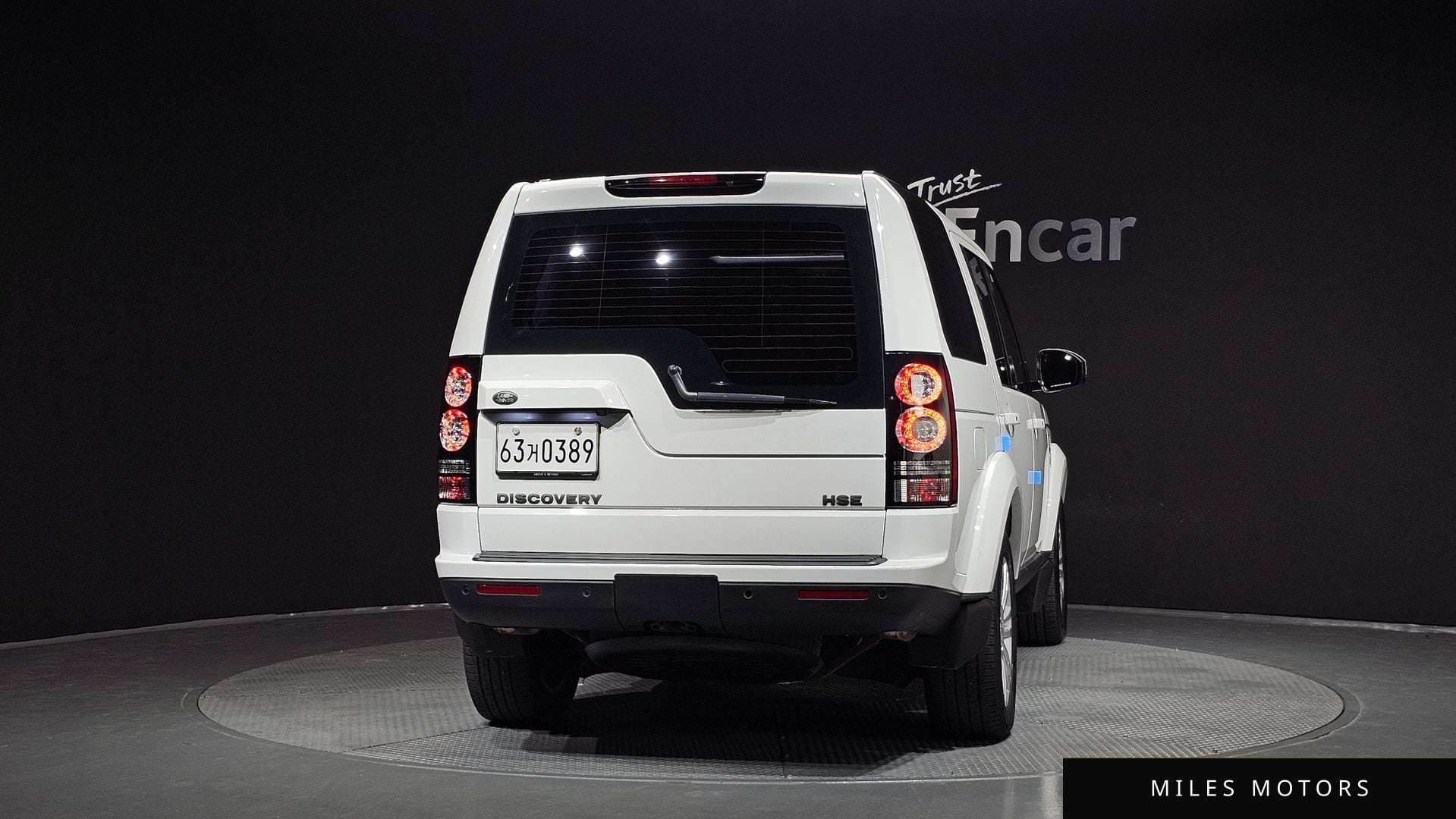 Land Rover Discovery 2016 — миниатюра 4
