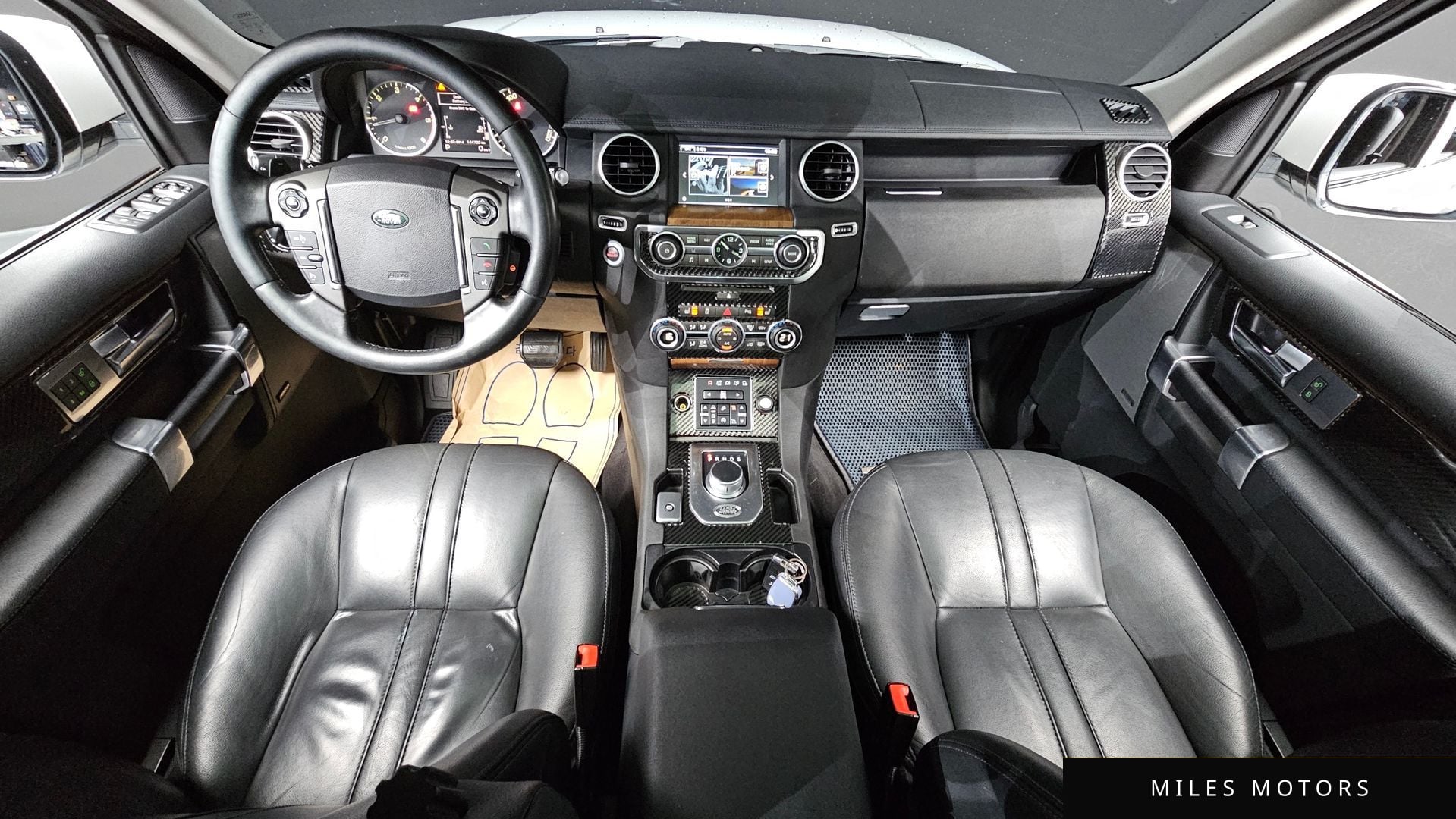 Land Rover Discovery 2016 — миниатюра 7