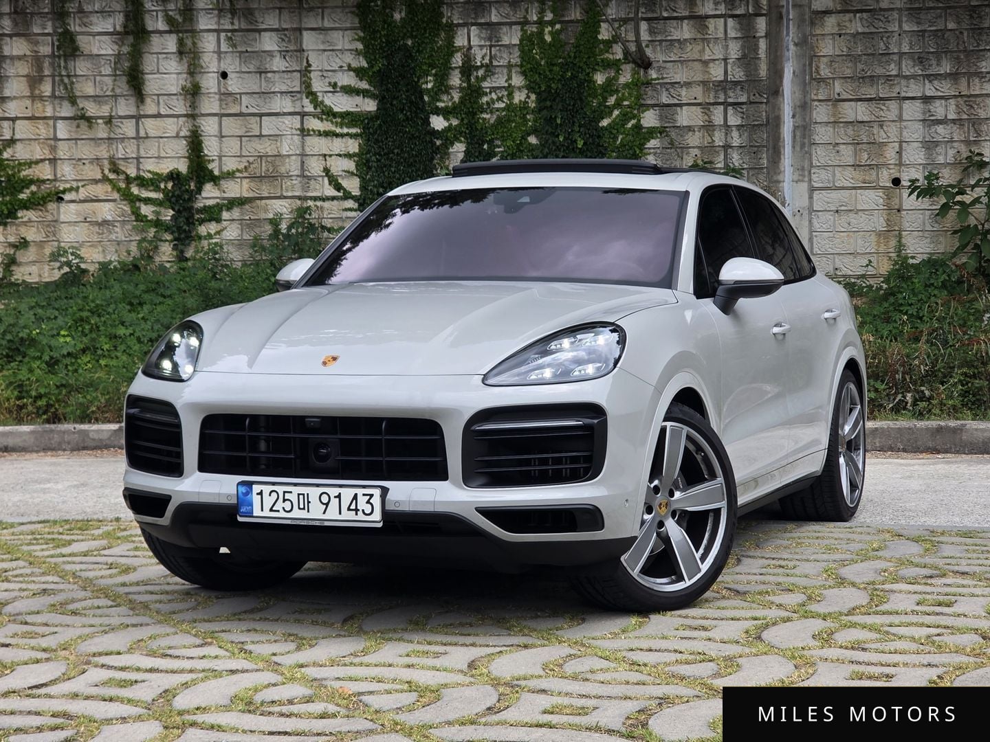 Porsche Cayenne 2022 — миниатюра 3