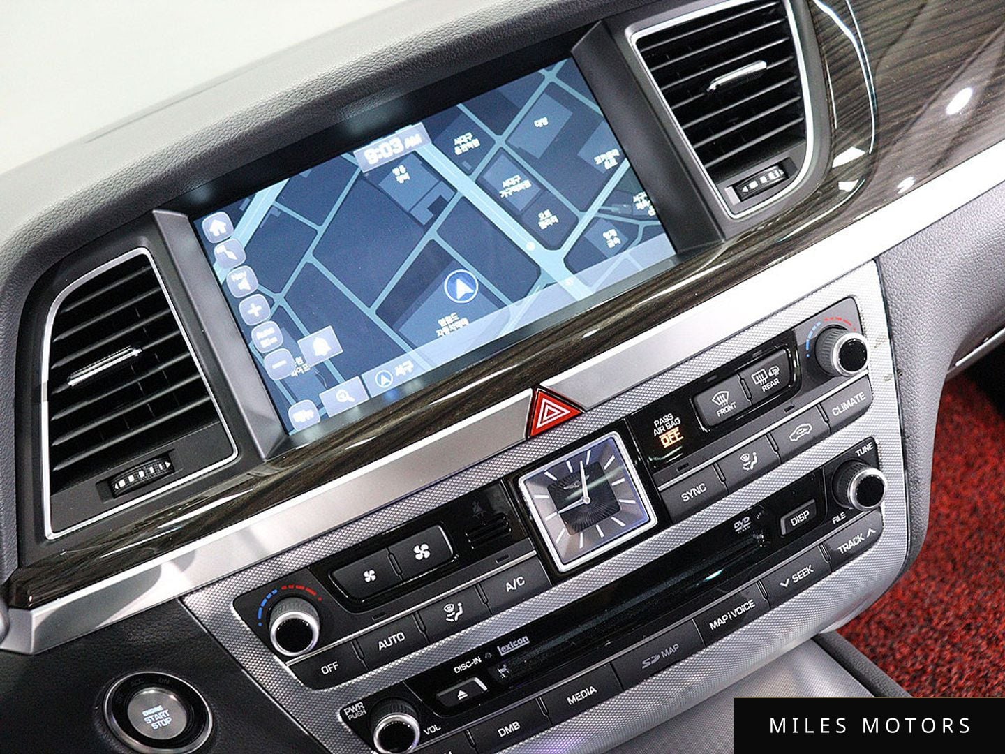 Genesis G80 2017 — миниатюра 7