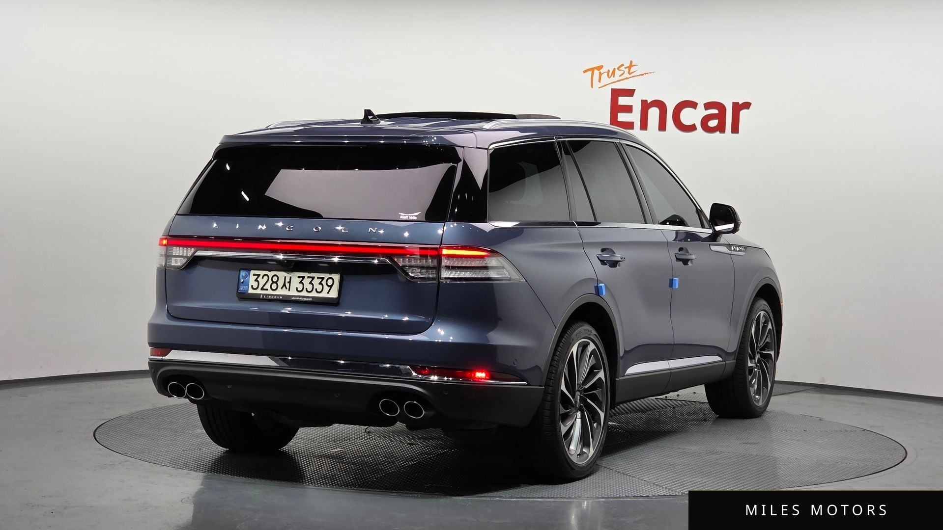 Lincoln Aviator 2021 — миниатюра 2